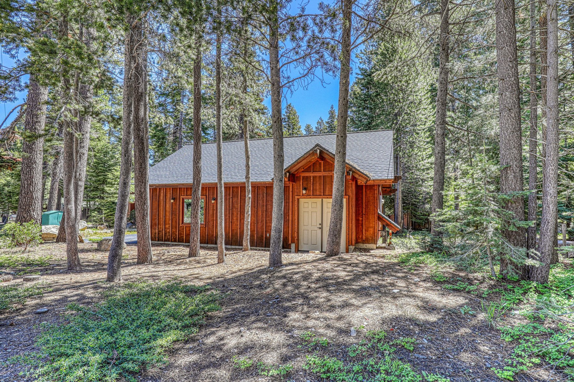  Home 3 Blocks from Lake Tahoe with 4 Car Garage for Cars & Boats - 物件實景