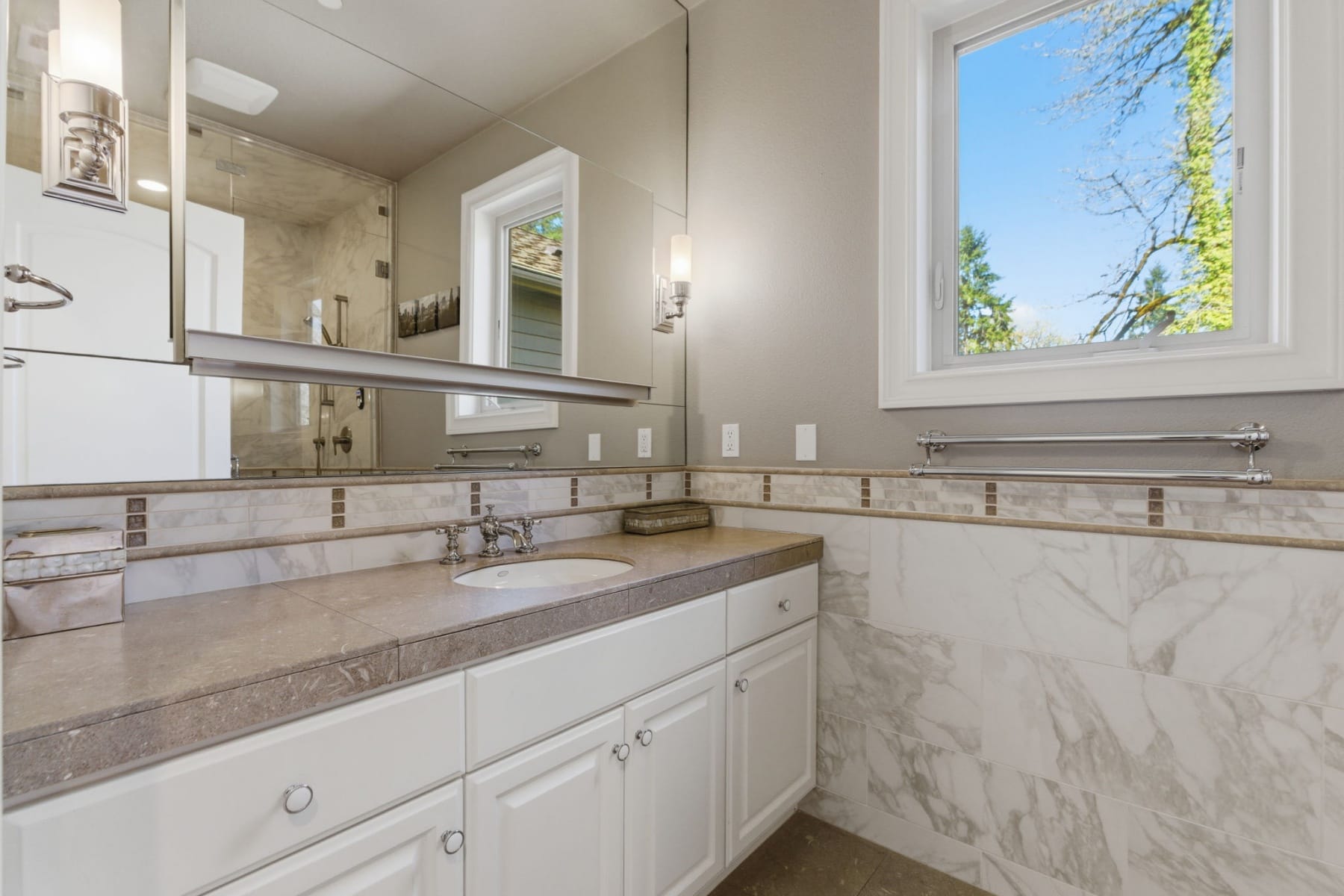  951 ATWATER RD Lake Oswego, OR 97034 - 物件實景