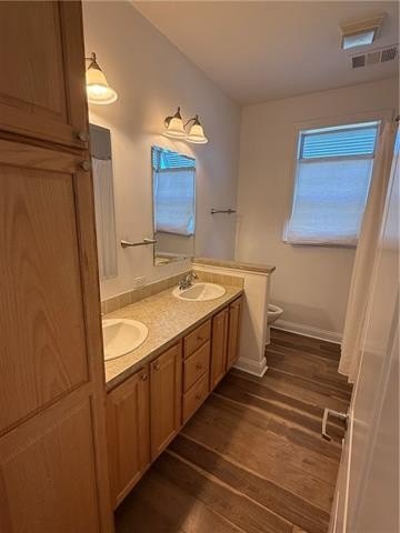 Metairie, Louisiana, 70001, United States, 3 Bedrooms Bedrooms, ,2 BathroomsBathrooms,Residential,For Sale,1979701