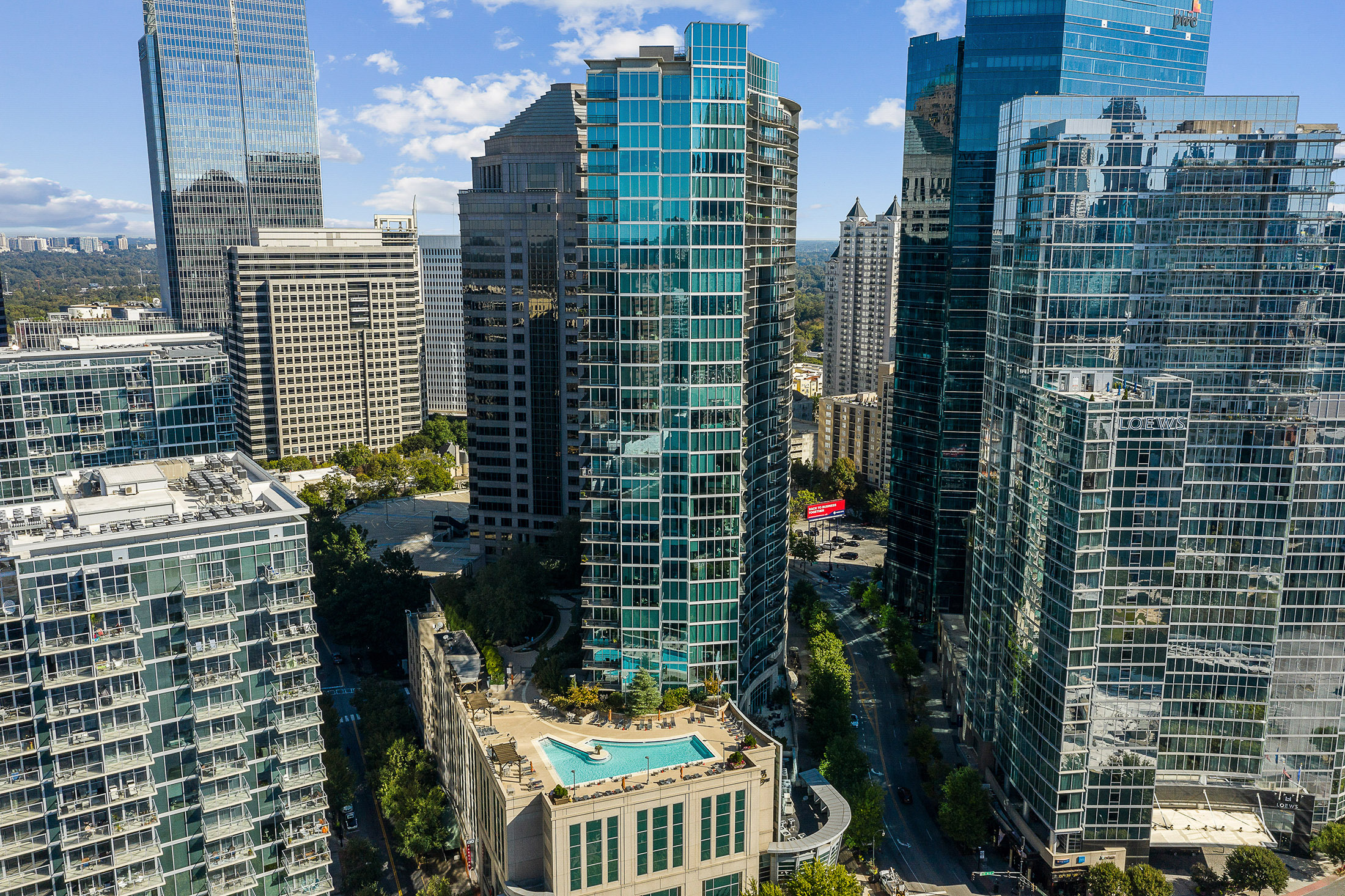  Stunning Southwest Views from Corner Residence at 1010 Midtown - 物件實景