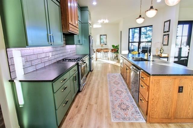 Tahlequah, Oklahoma, 74464, United States, 3 Bedrooms Bedrooms, ,3 BathroomsBathrooms,Residential,For Sale,1936966