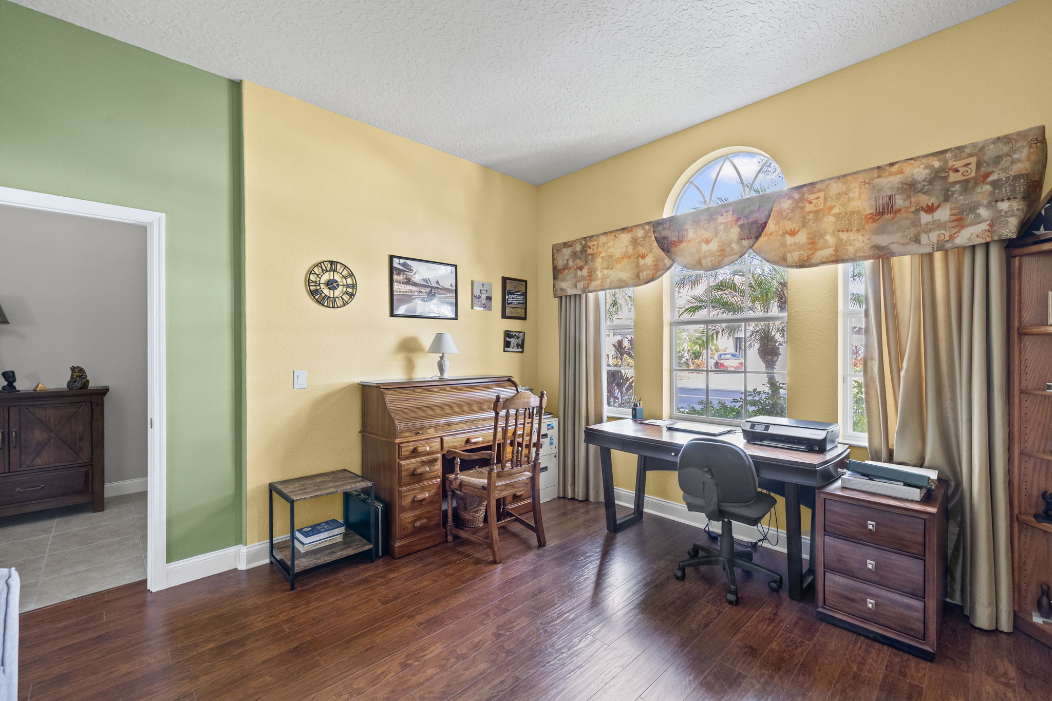 Land O Lakes, Florida, 34638, United States, 4 Bedrooms Bedrooms, ,4 BathroomsBathrooms,Residential,For Sale,1973686