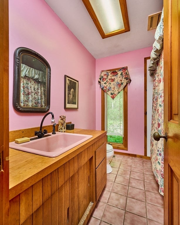 Conway, Massachusetts, 01341, United States, 4 Bedrooms Bedrooms, ,3 BathroomsBathrooms,Residential,For Sale,1847482