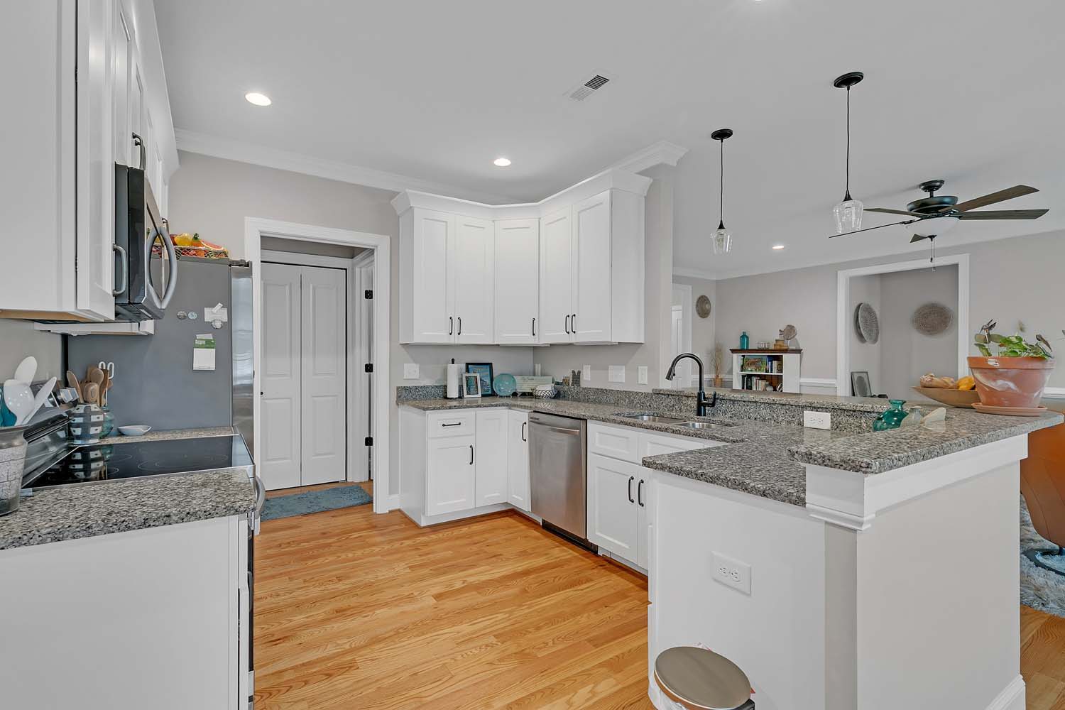 Gloucester, Virginia, 23061-3871, United States, 3 Bedrooms Bedrooms, ,3 BathroomsBathrooms,Residential,For Sale,1989895