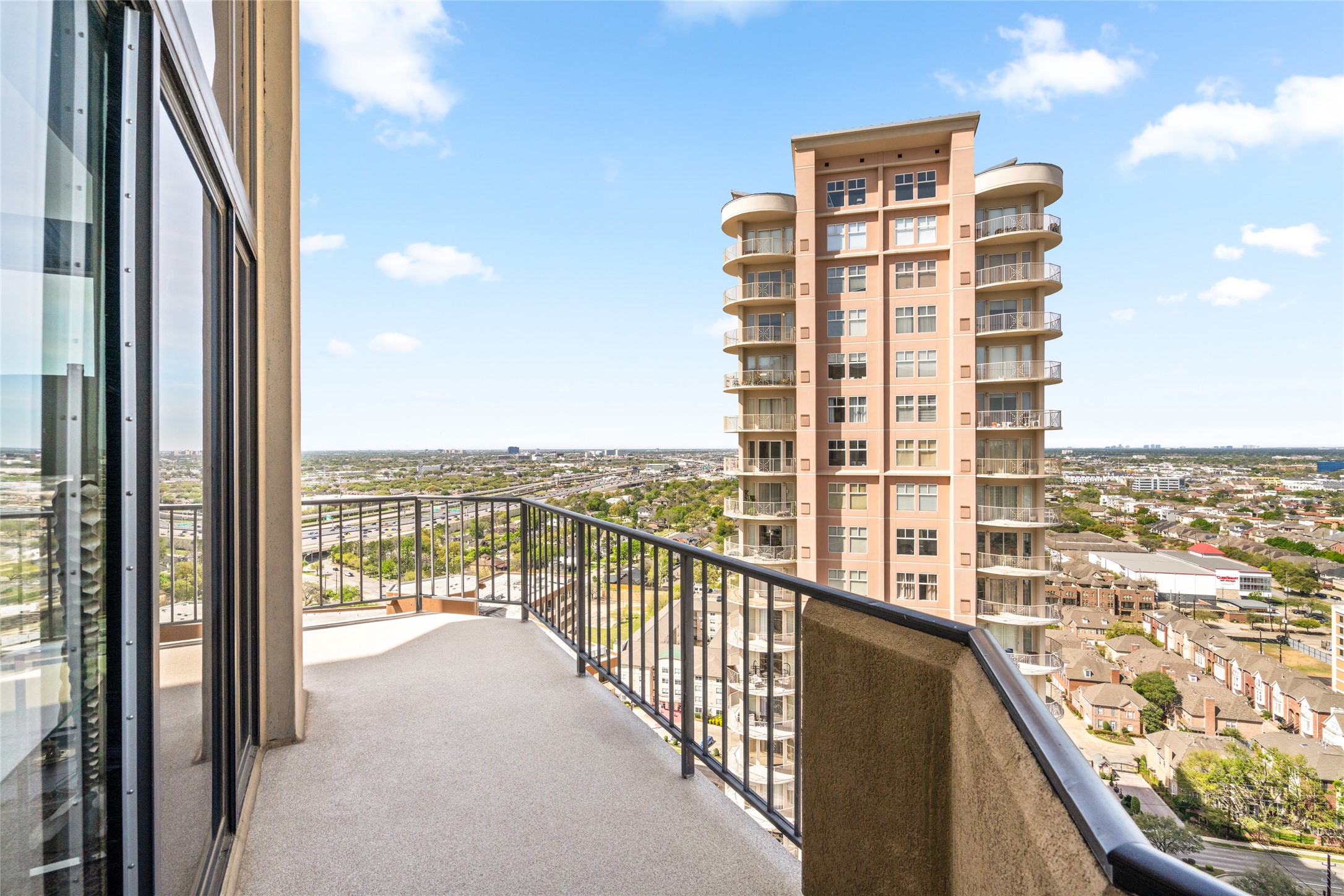  3350 Mccue Road #2402 - 物件實景