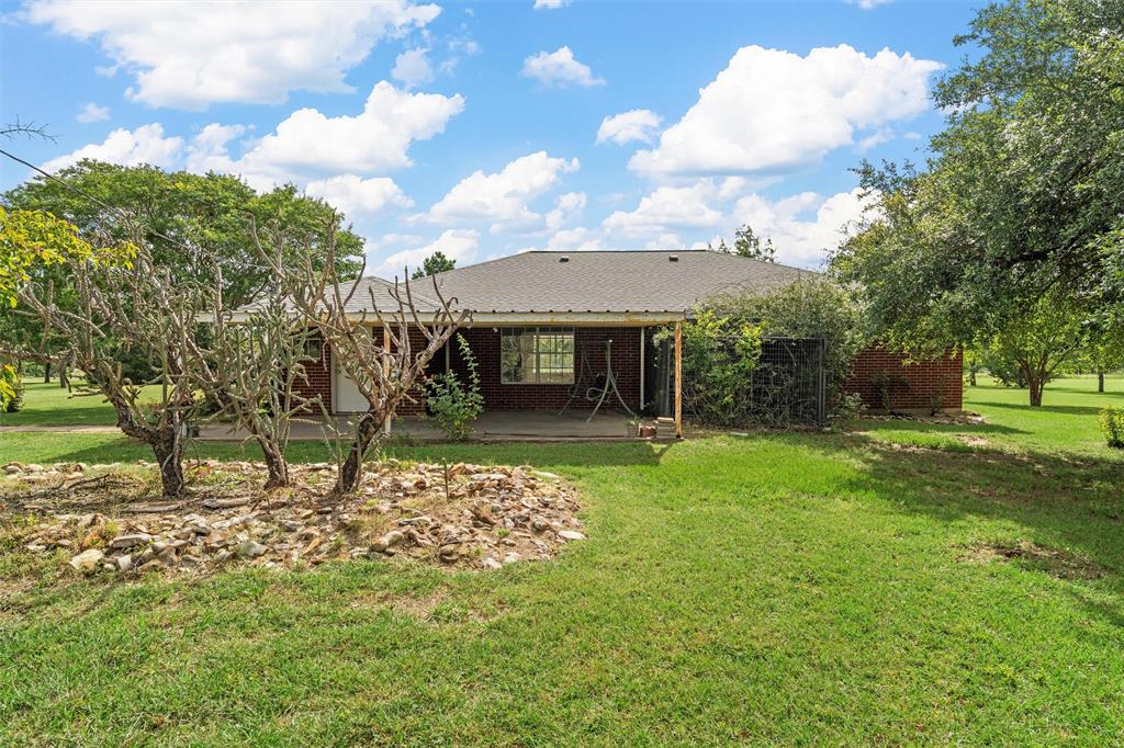 Kosse, Texas, 76653, United States, 3 Bedrooms Bedrooms, ,2 BathroomsBathrooms,Residential,For Sale,1867279