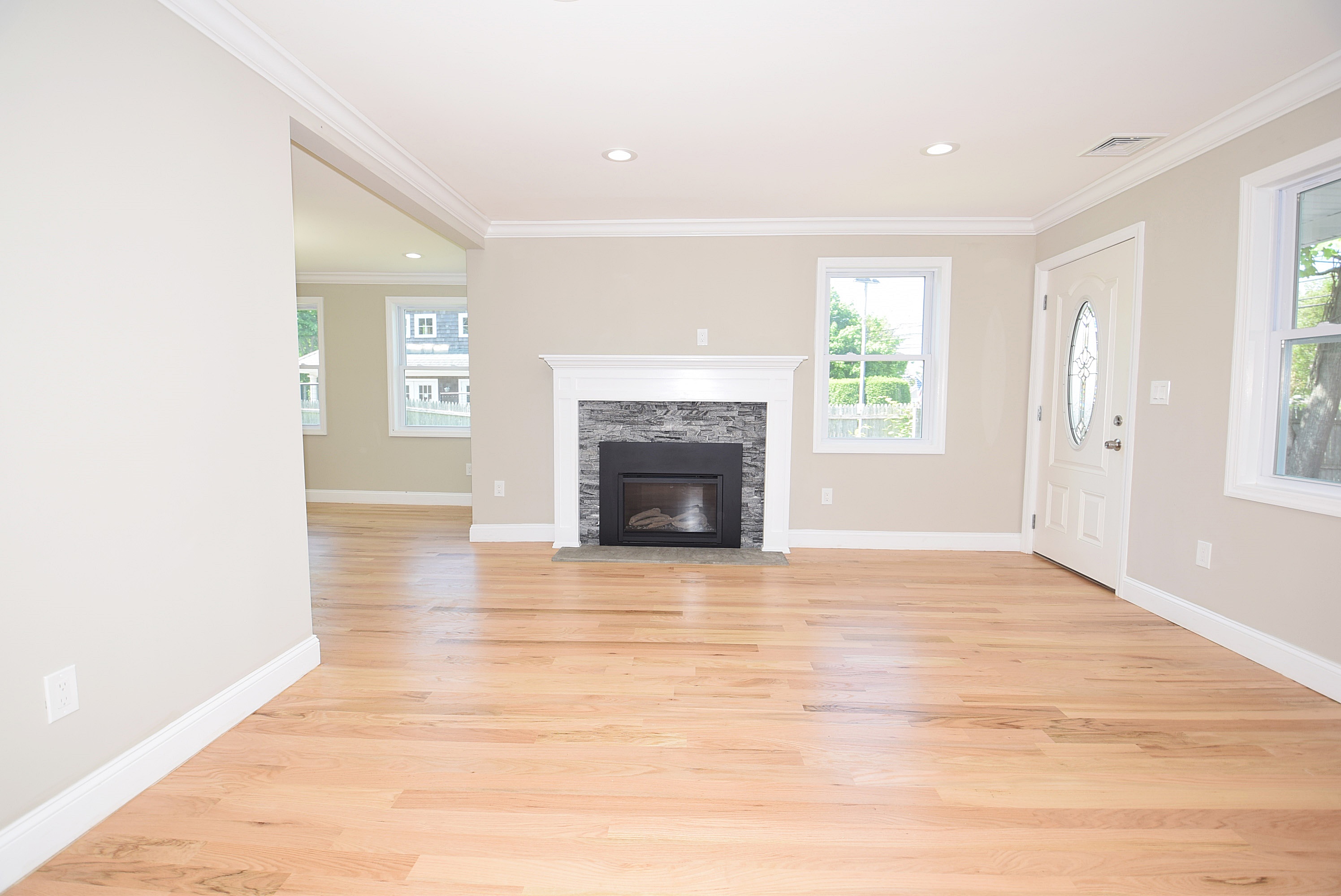 East Marion, New York, 11939, United States, 3 Bedrooms Bedrooms, ,3 BathroomsBathrooms,Residential,For Sale,1805250