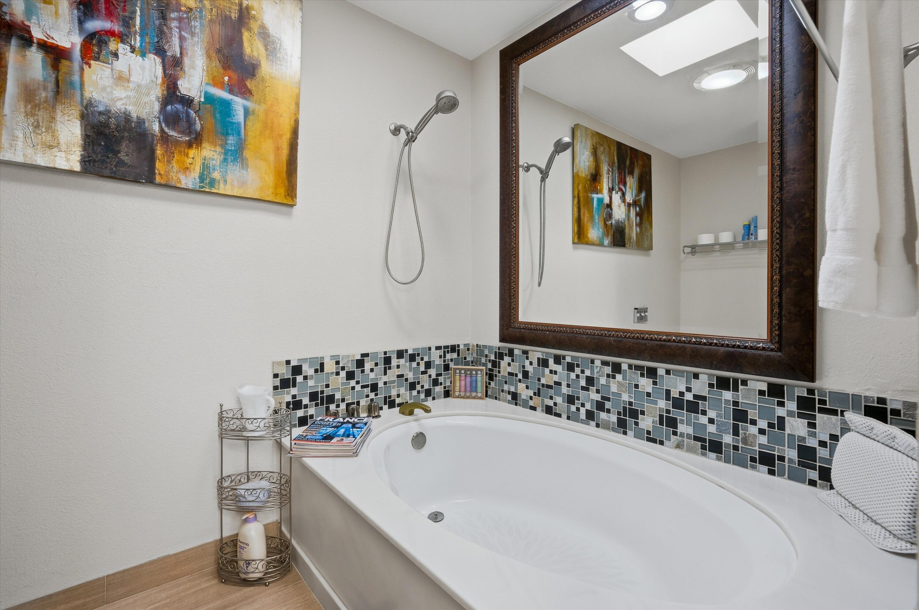 Rancho Mirage, California, 92270, United States, 2 Bedrooms Bedrooms, ,2 BathroomsBathrooms,Residential,For Sale,1993377