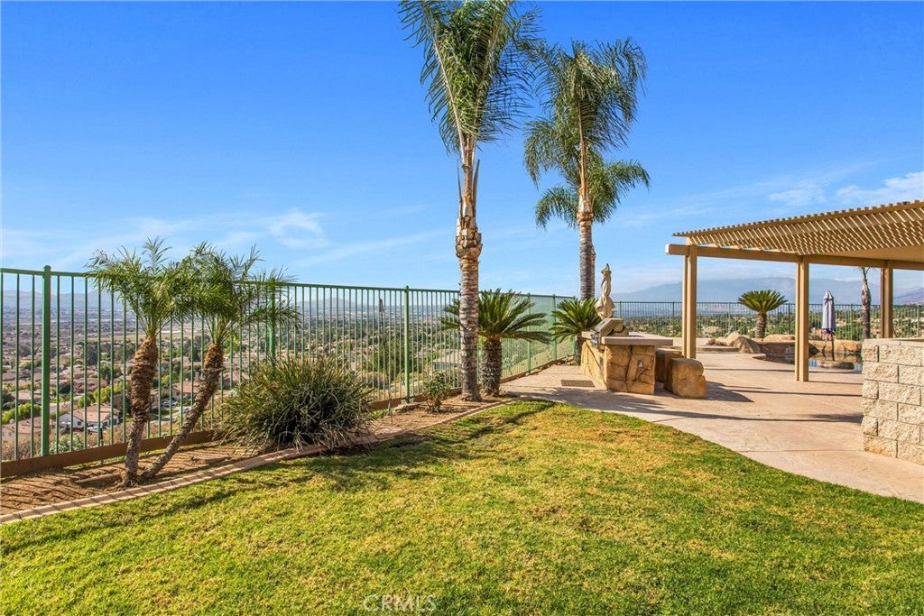 Highland, California, 92346, United States, 5 Bedrooms Bedrooms, ,5 BathroomsBathrooms,Residential,For Sale,1989215