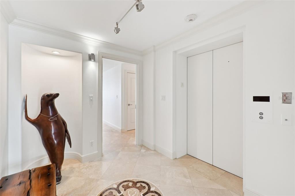 Sarasota, Florida, 34236, United States, 3 Bedrooms Bedrooms, ,4 BathroomsBathrooms,Residential,For Sale,1967677