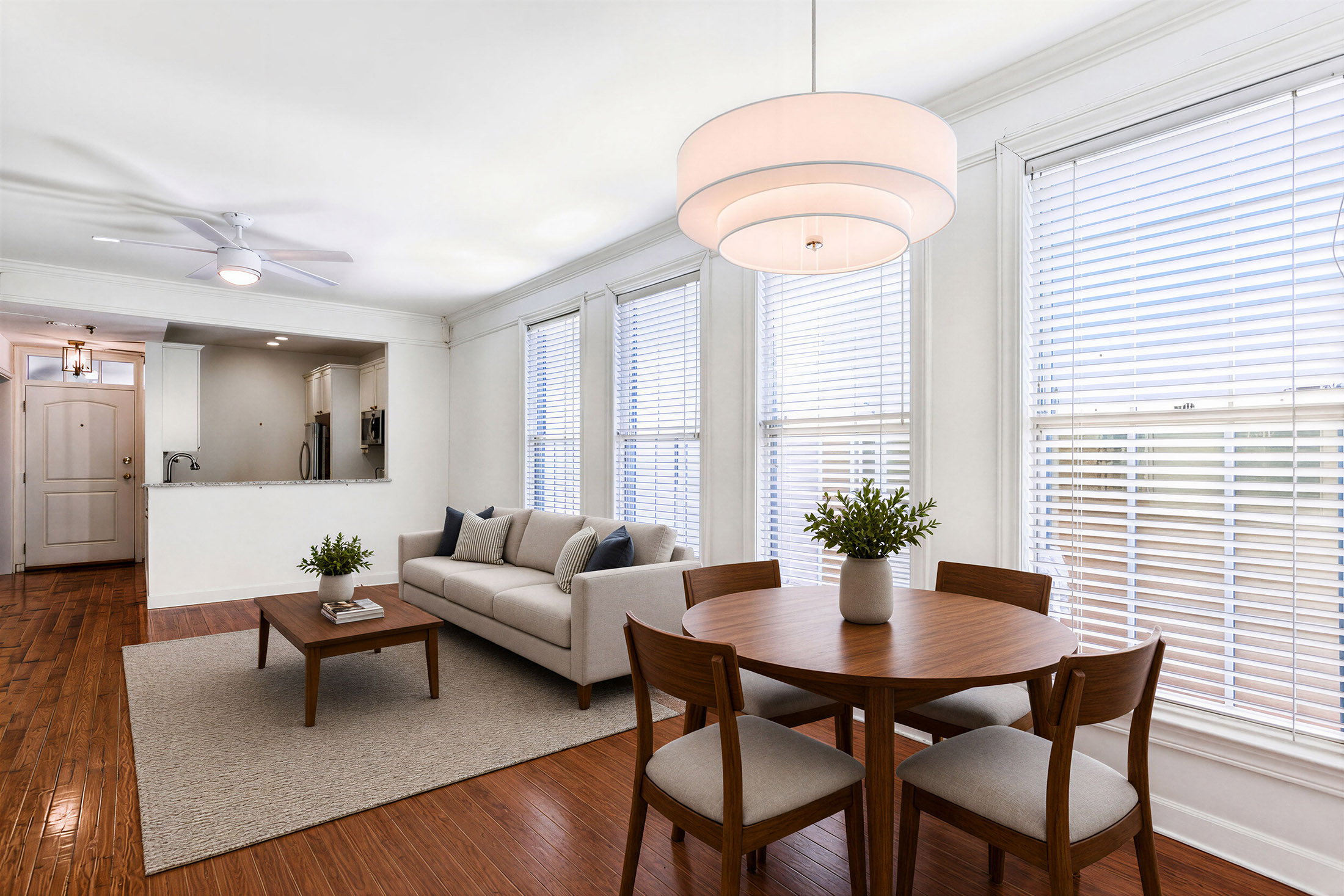  Well Maintained Unit in a Special Community - 物件實景