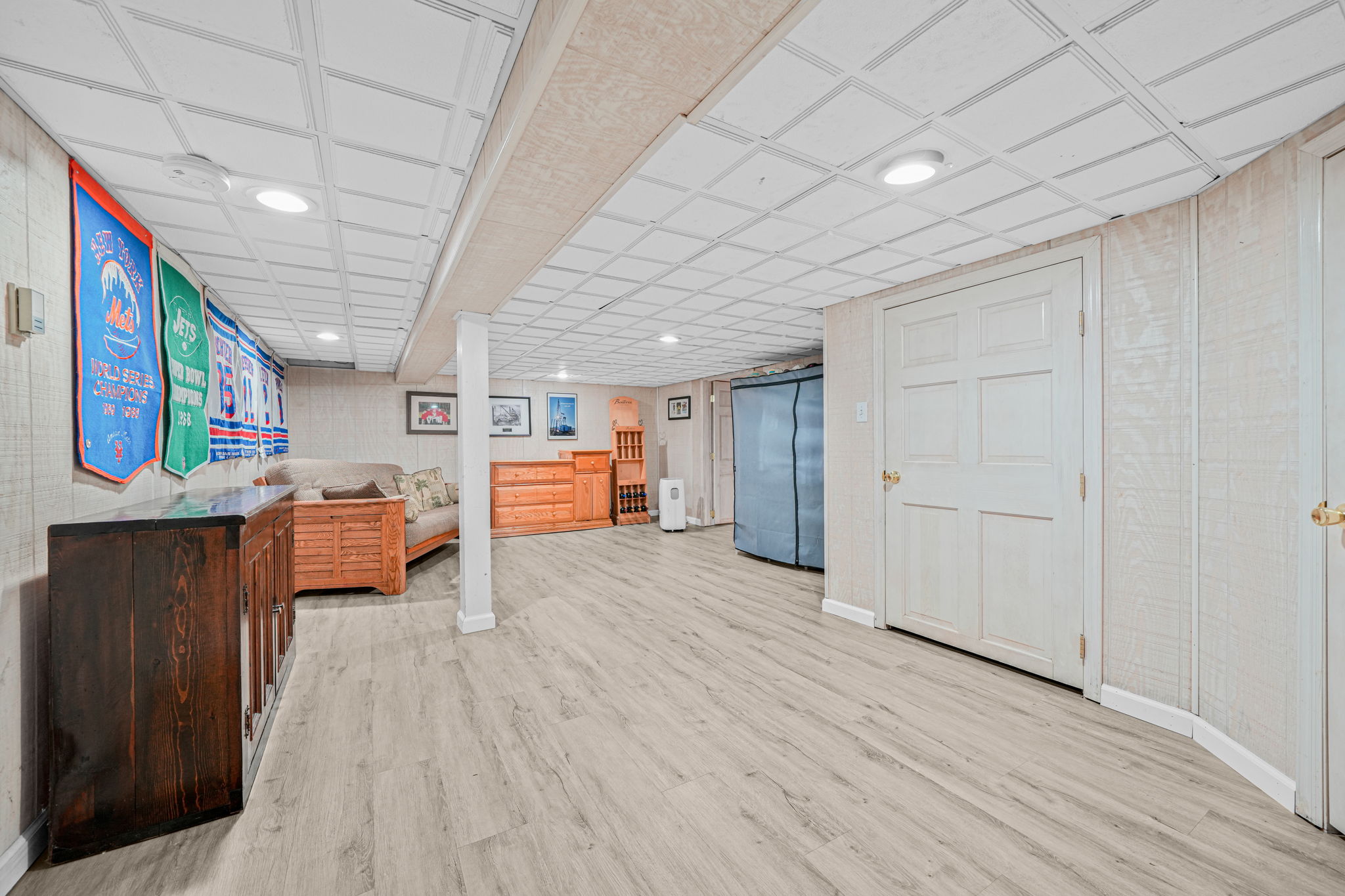 Montville, New Jersey, 07045, United States, 4 Bedrooms Bedrooms, ,3 BathroomsBathrooms,Residential,For Sale,1978325