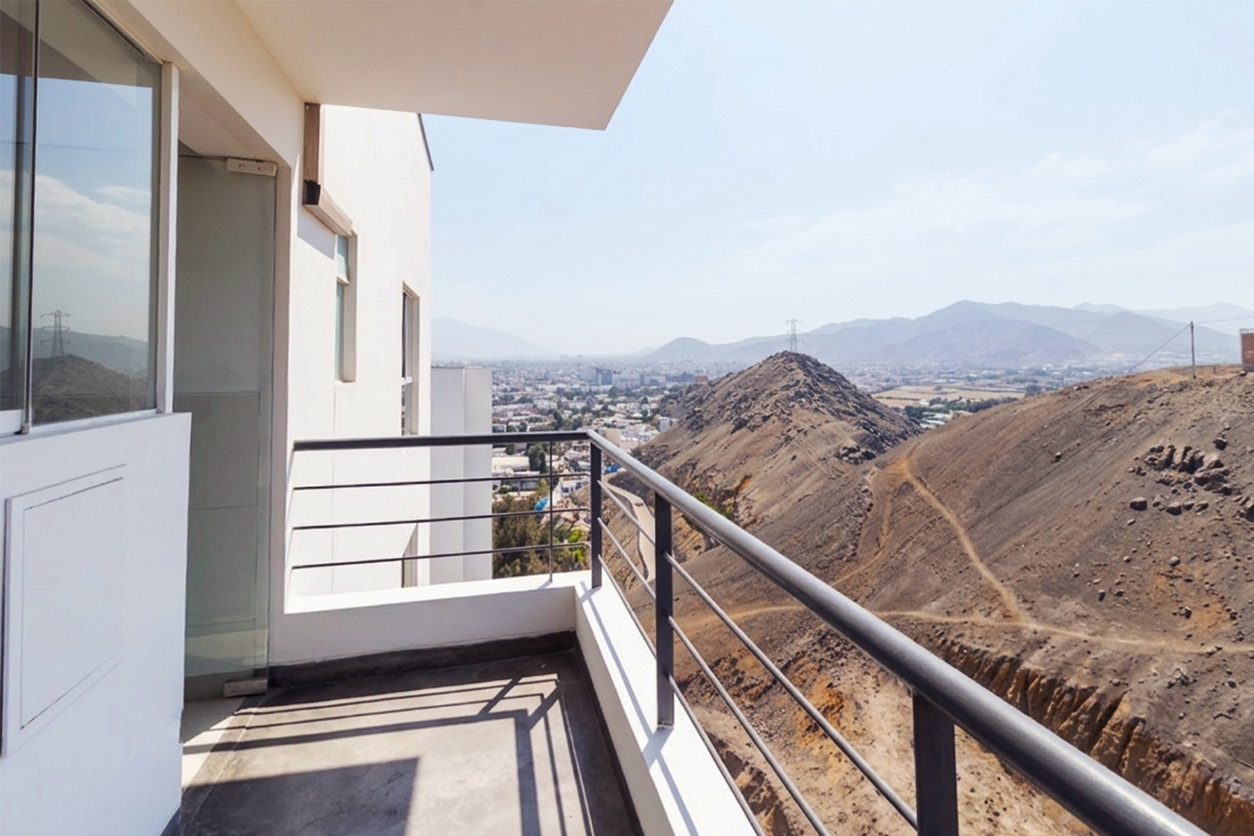  Exclusive penthouse with panoramic views in a prime location in CERROS DE CAMACH - 物件實景