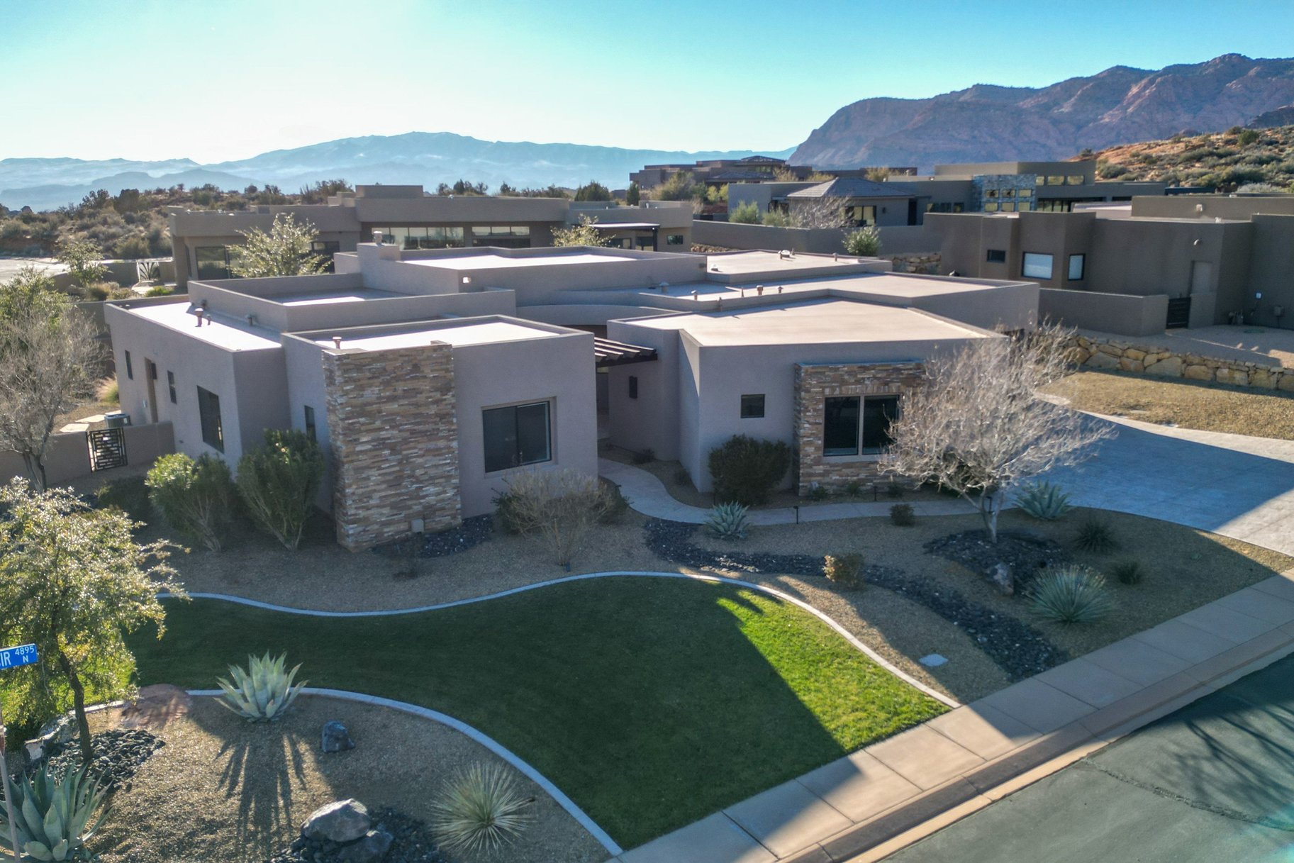  Modern home In The Heart Of The Gated Side Of The Ledges Golf Course - 物件實景