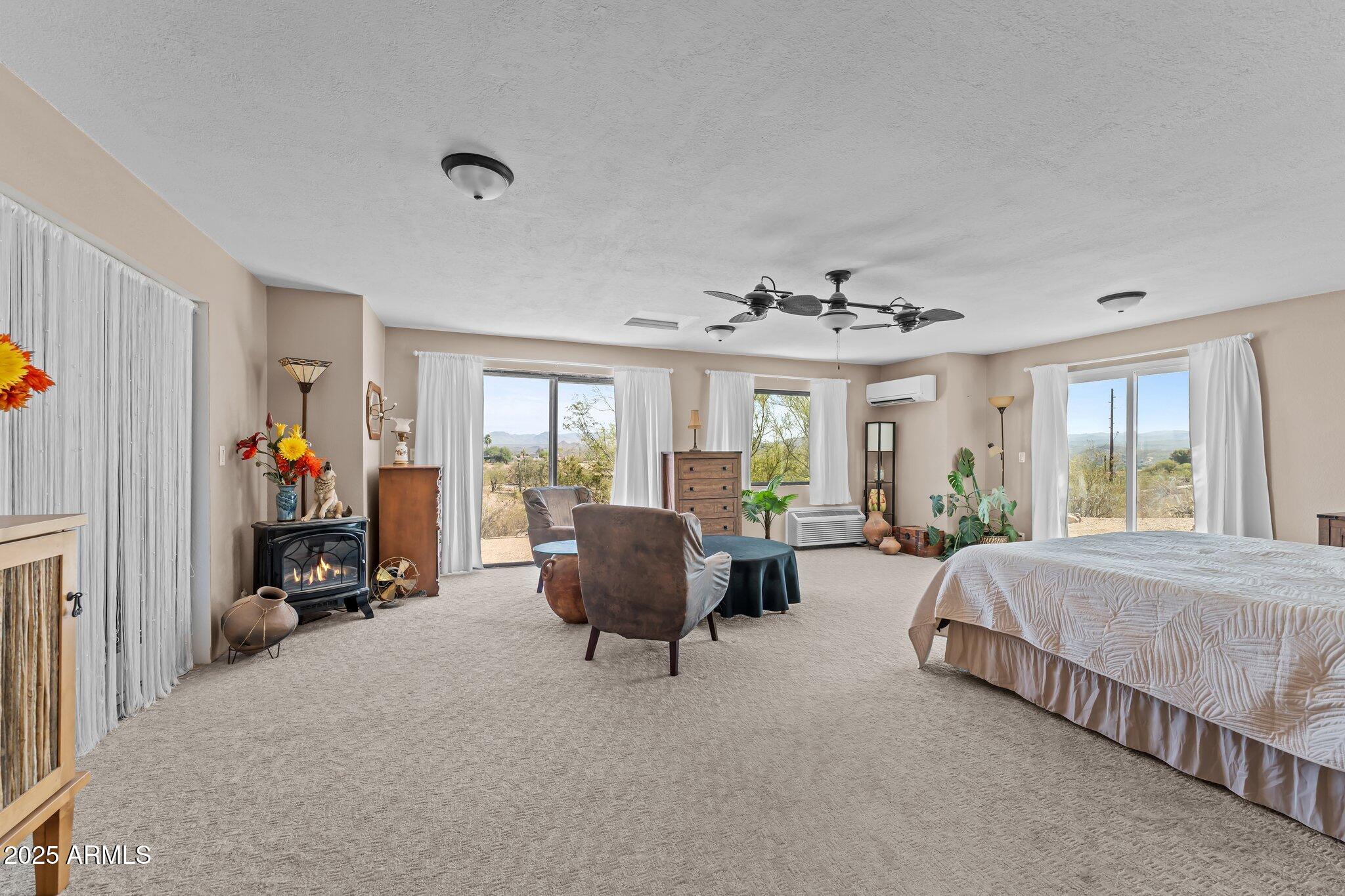 Wickenburg, Arizona, 85390, United States, 4 Bedrooms Bedrooms, ,4 BathroomsBathrooms,Residential,For Sale,1974877