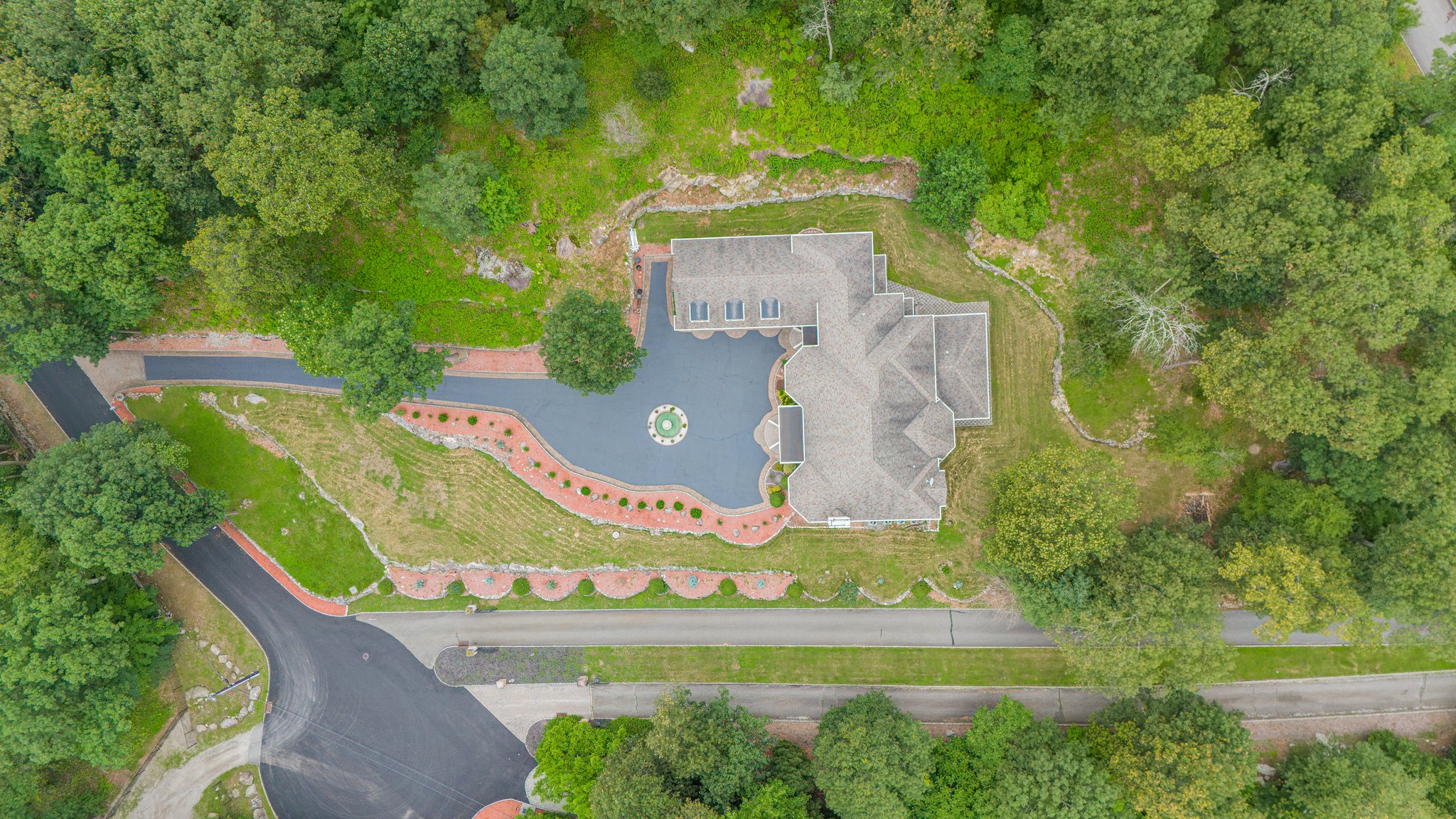 Kinnelon, New Jersey, 07405, United States, 6 Bedrooms Bedrooms, ,5 BathroomsBathrooms,Residential,For Sale,1983077