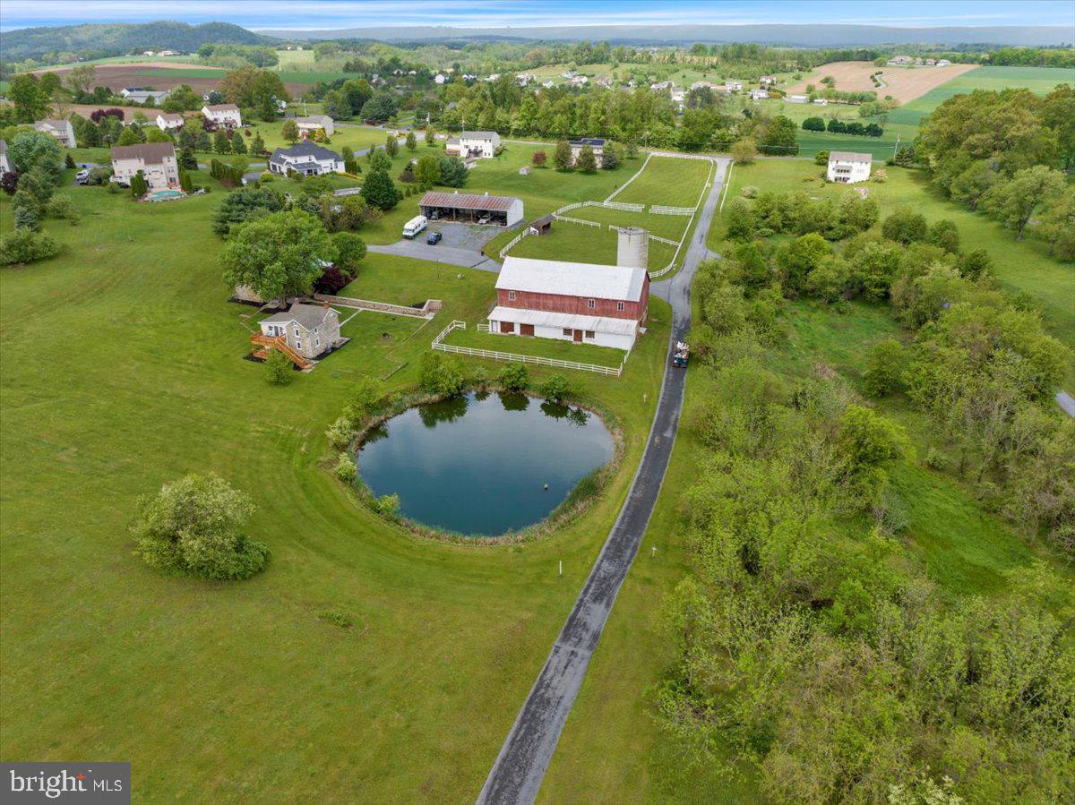 Mohrsville, Pennsylvania, 19541, United States, 4 Bedrooms Bedrooms, ,2 BathroomsBathrooms,Residential,For Sale,1827431
