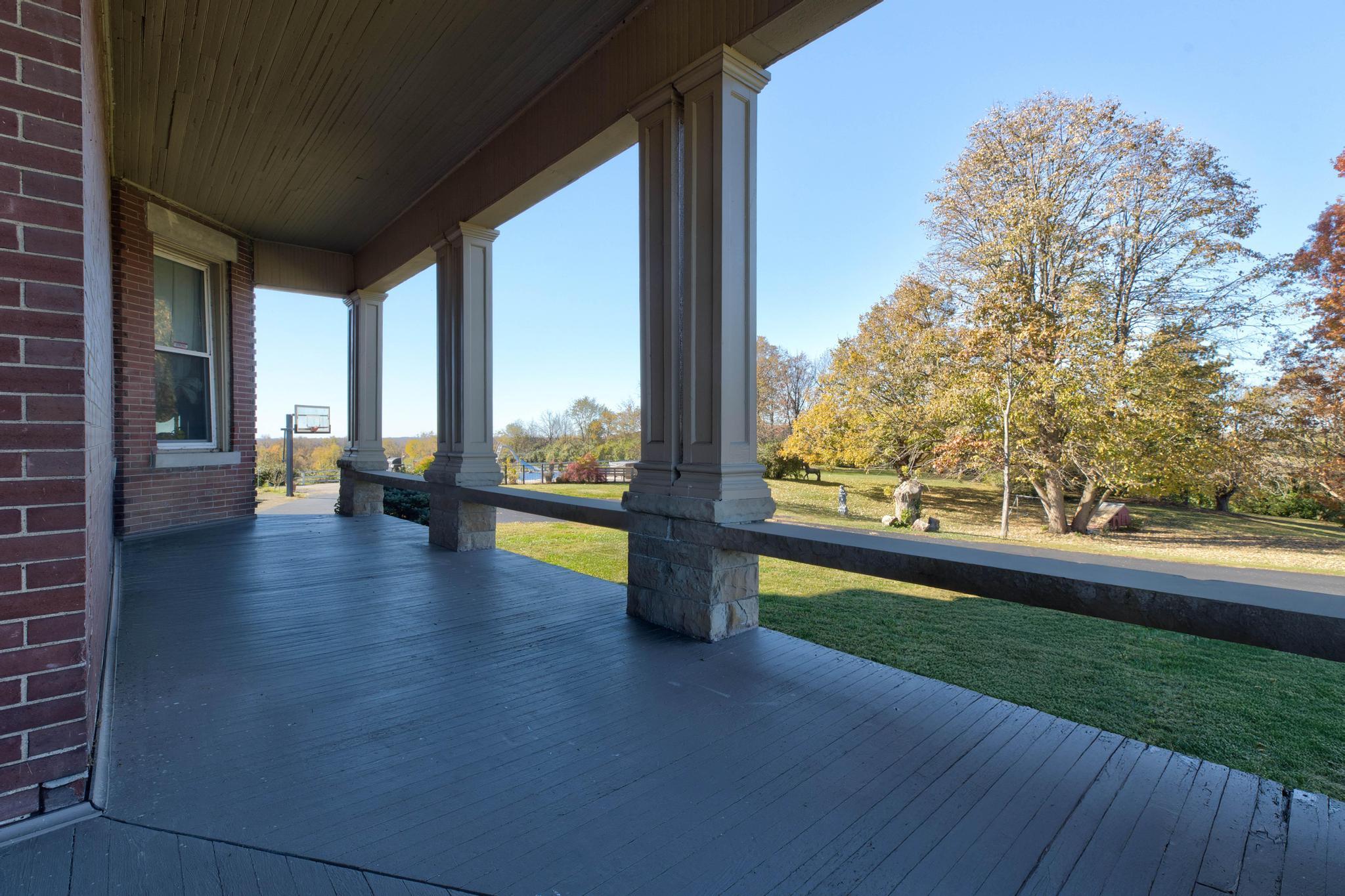 Winchester, Kentucky, 40391, United States, 3 Bedrooms Bedrooms, ,3 BathroomsBathrooms,Residential,For Sale,1992796