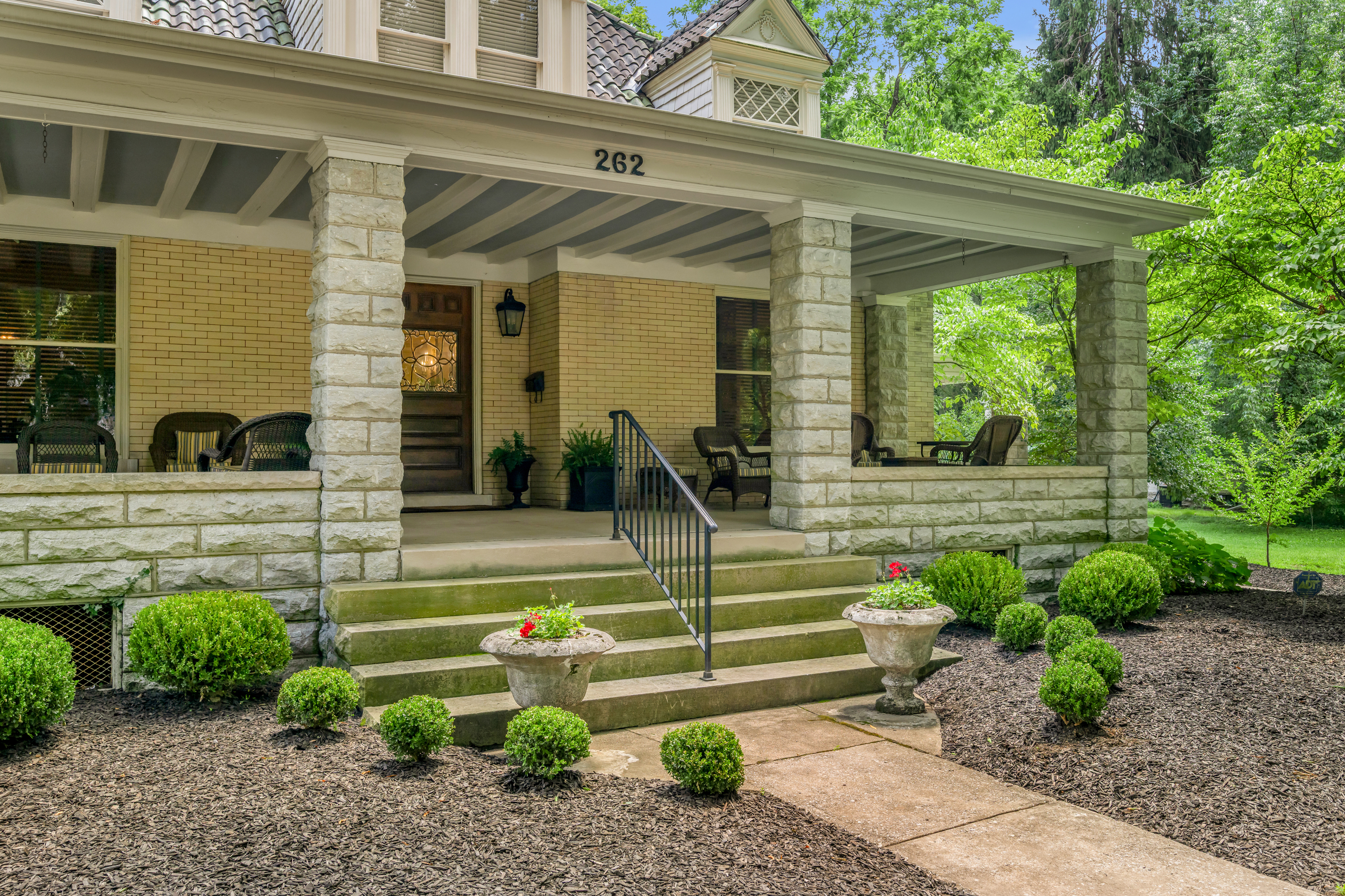  262 S Ashland Avenue - 物件實景