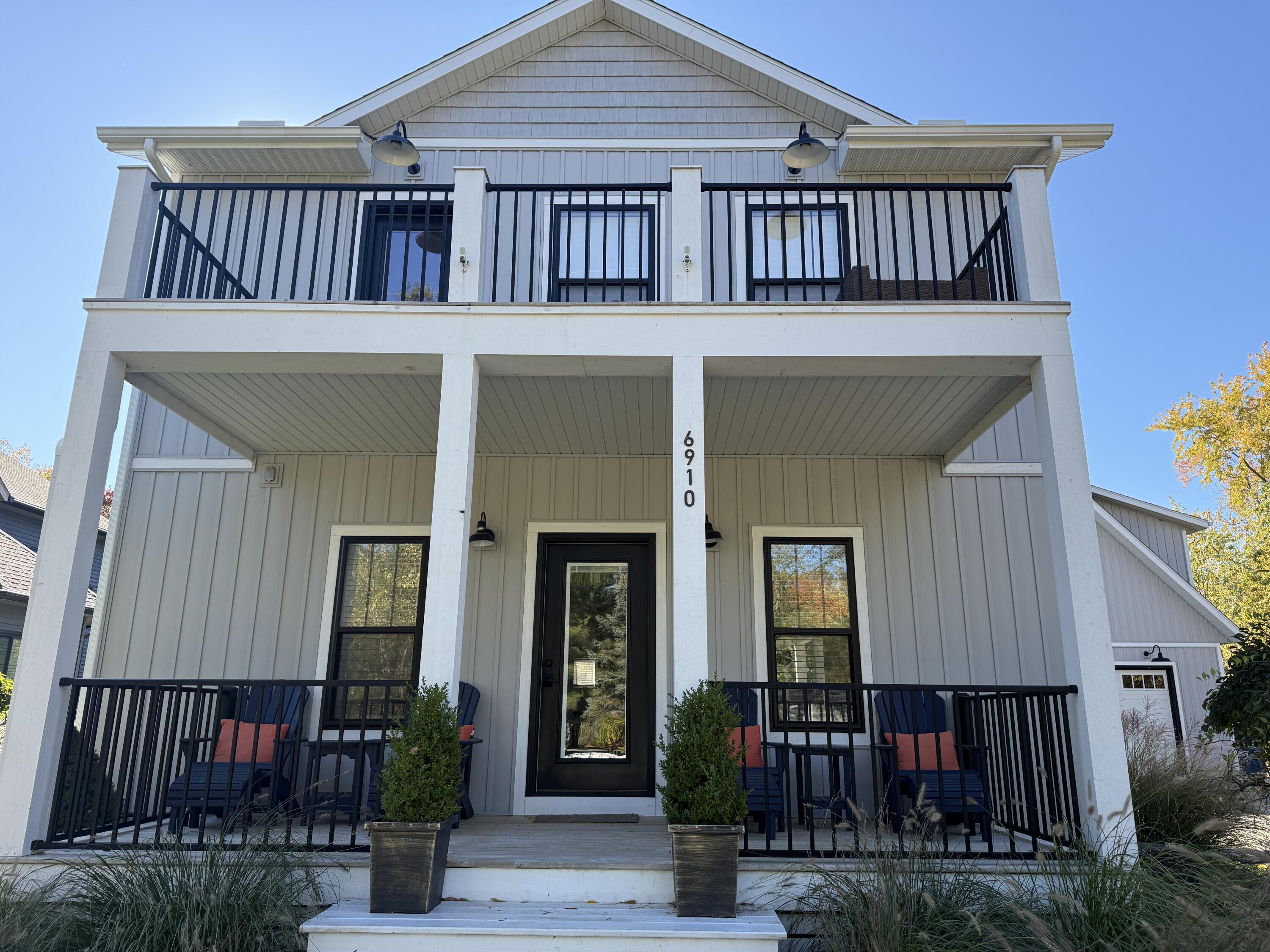 Douglas, Michigan, 49406, United States, 3 Bedrooms Bedrooms, ,3 BathroomsBathrooms,Residential,For Sale,1979342