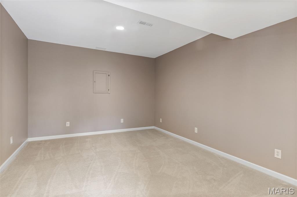 Festus, Missouri, 63028, United States, 4 Bedrooms Bedrooms, ,4 BathroomsBathrooms,Residential,For Sale,1954677