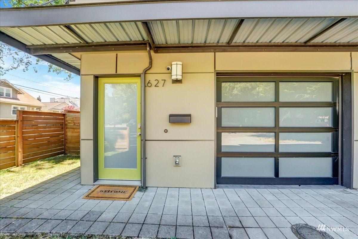 627 48TH STREET, SEATTLE, Washington, 98103, United States, 3 Bedrooms Bedrooms, ,3 BathroomsBathrooms,Residential,For Sale,627 48TH STREET,1624994