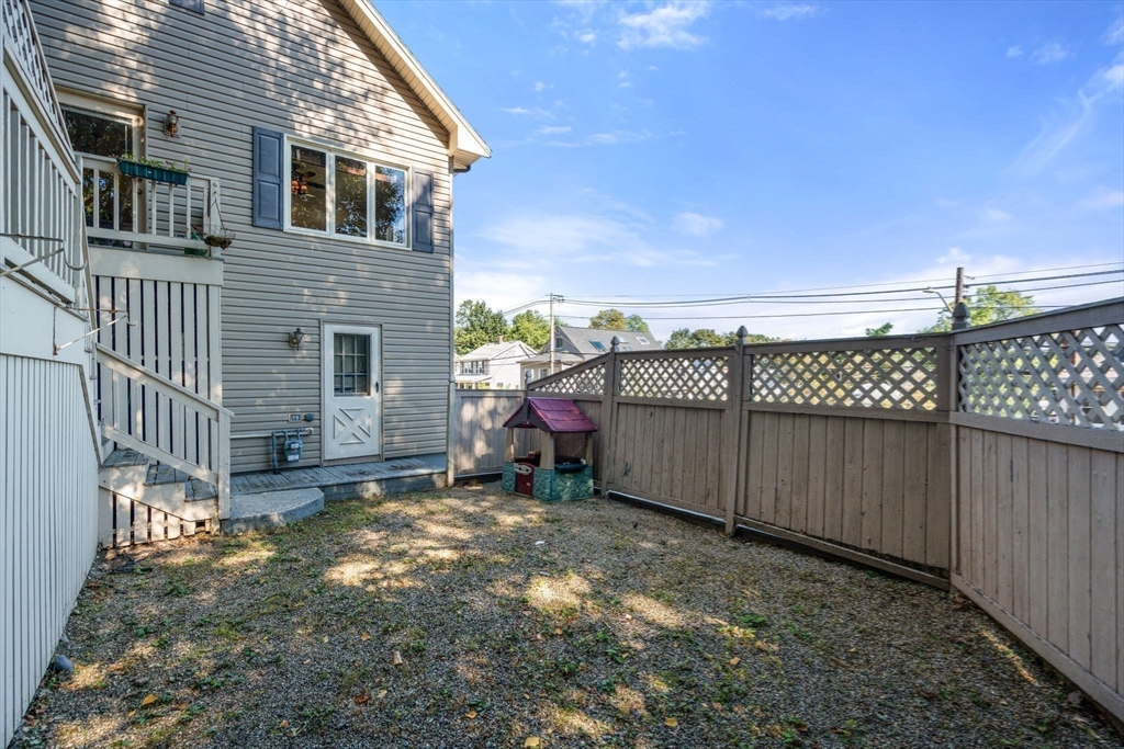 Saugus, Massachusetts, 01906, United States, 5 Bedrooms Bedrooms, ,3 BathroomsBathrooms,Residential,For Sale,1932176