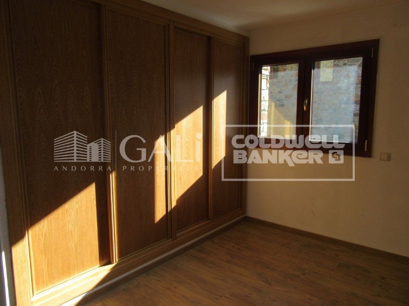 Canillo, Andorra, AD, 4 Bedrooms Bedrooms, ,2 BathroomsBathrooms,Residential,For Sale,1628029