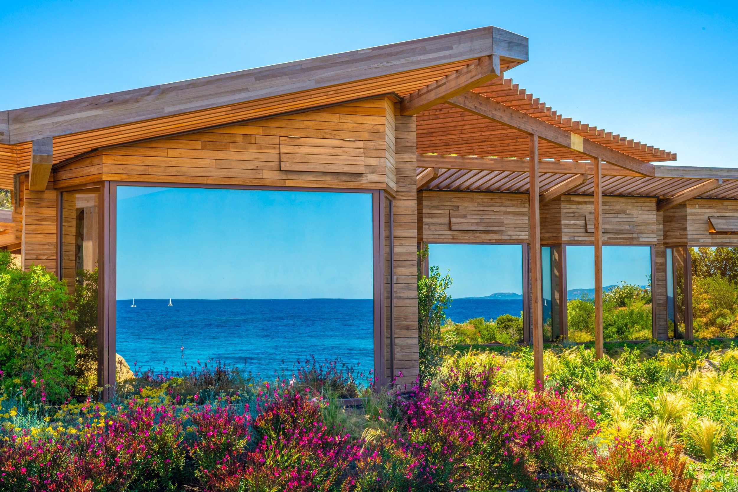  FOR SALE : Exceptional contemporary property - Panoramic sea view - Cavallo isl… - 物件實景