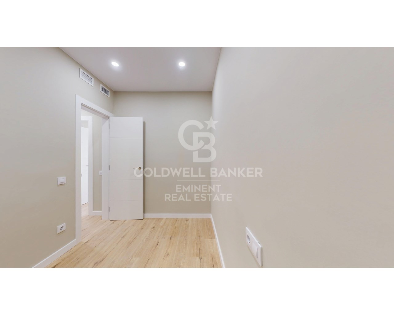 Barcelona, Catalonia, ES, 3 Bedrooms Bedrooms, ,2 BathroomsBathrooms,Residential,For Sale,1699592