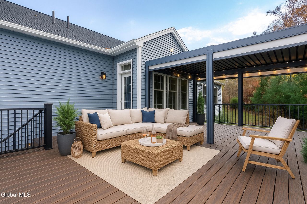 Halfmoon, New York, 12065, United States, 4 Bedrooms Bedrooms, ,3 BathroomsBathrooms,Residential,For Sale,1987891