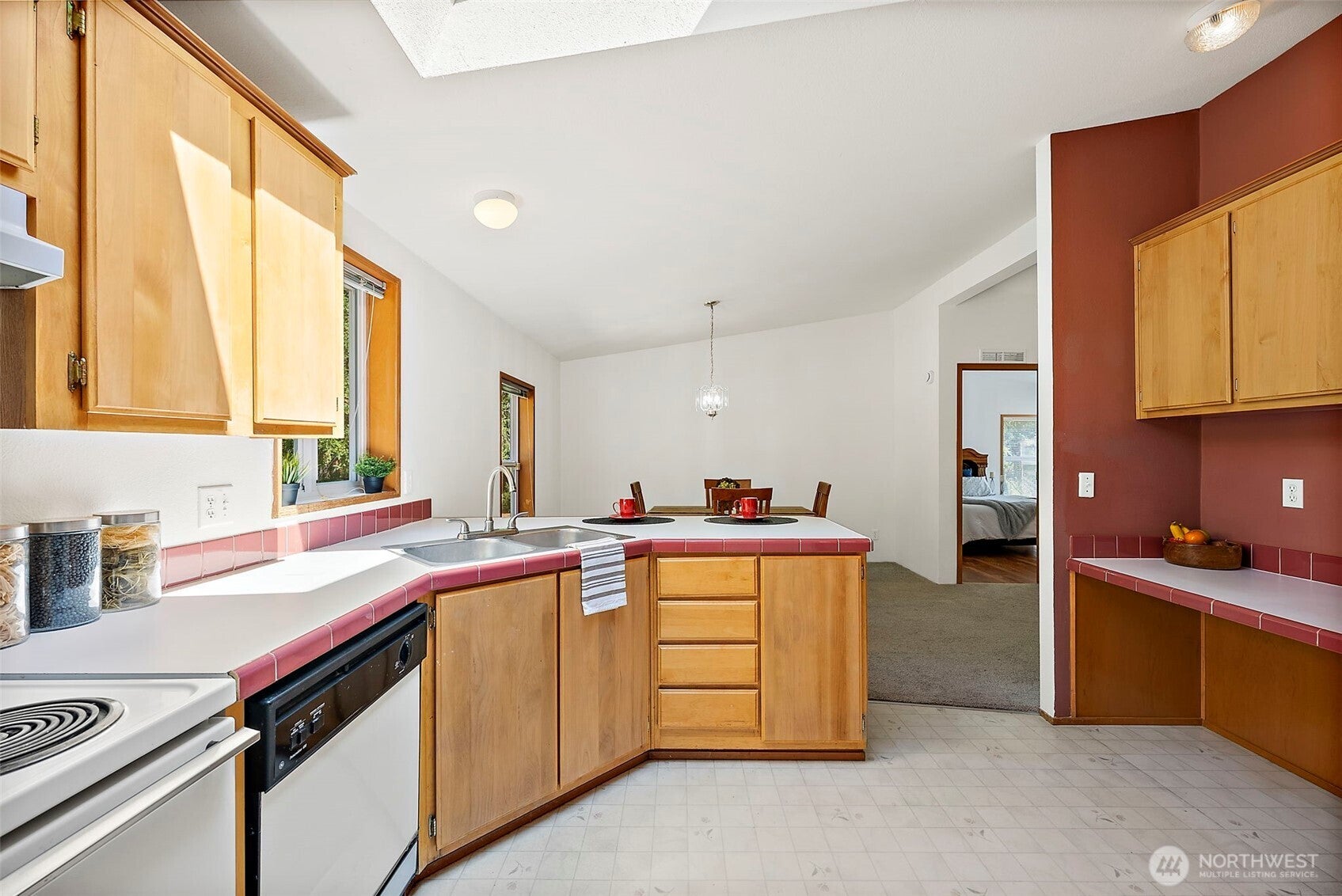 Port Orchard, Washington, 98637, United States, 3 Bedrooms Bedrooms, ,1 BathroomBathrooms,Residential,For Sale,1919682
