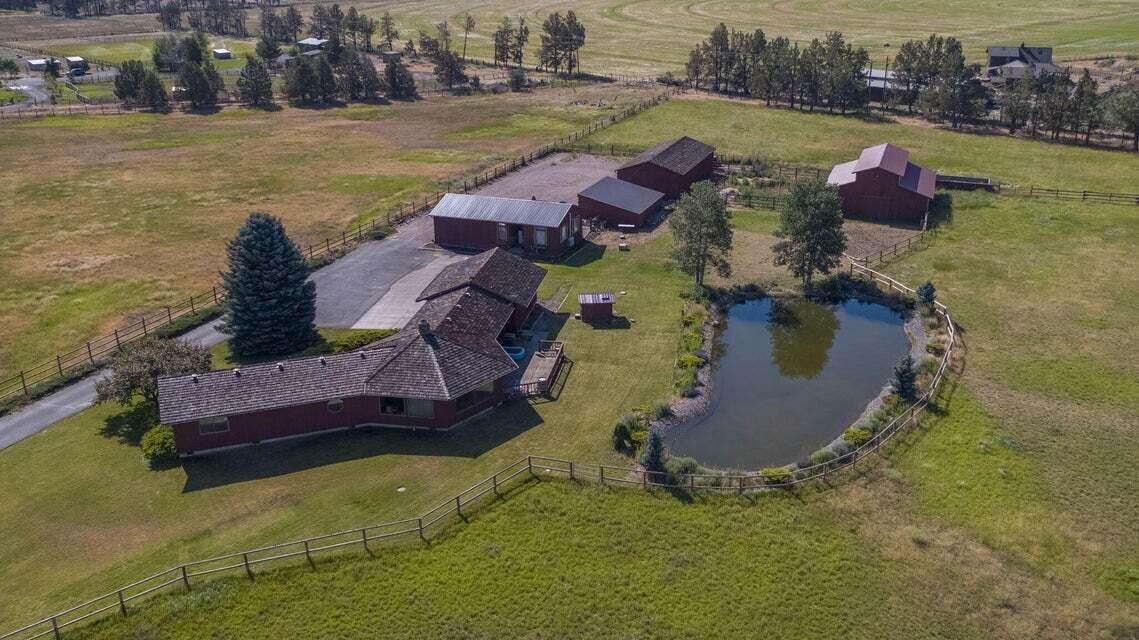 Sisters, Oregon, 97759, United States, 3 Bedrooms Bedrooms, ,3 BathroomsBathrooms,Residential,For Sale,1917351