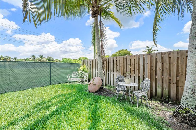 Davie, Florida, 33325, United States, 4 Bedrooms Bedrooms, ,3 BathroomsBathrooms,Residential,For Sale,1837198