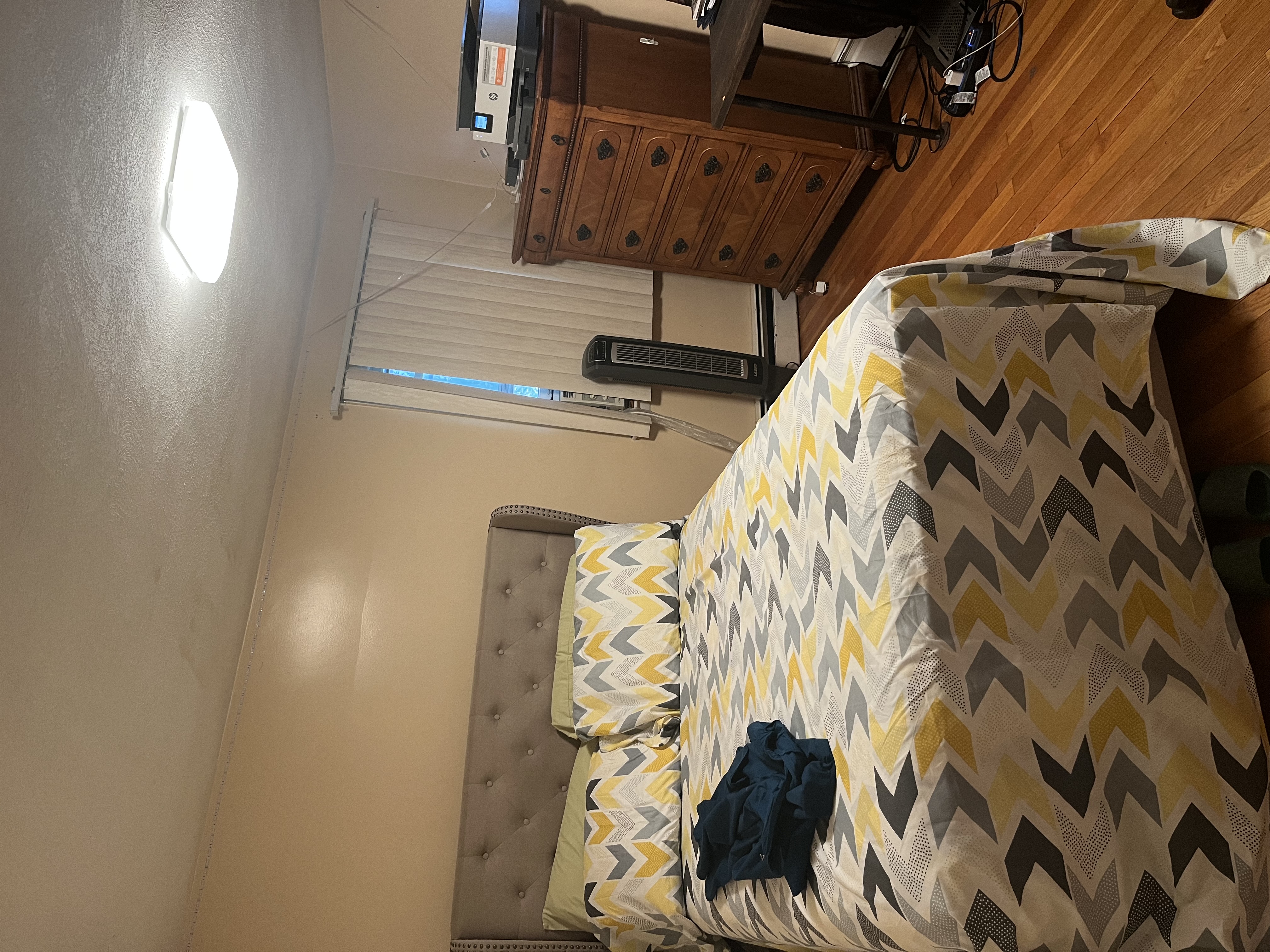 North Providence, Rhode Island, 02911, United States, 4 Bedrooms Bedrooms, ,4 BathroomsBathrooms,Residential,For Sale,1981959