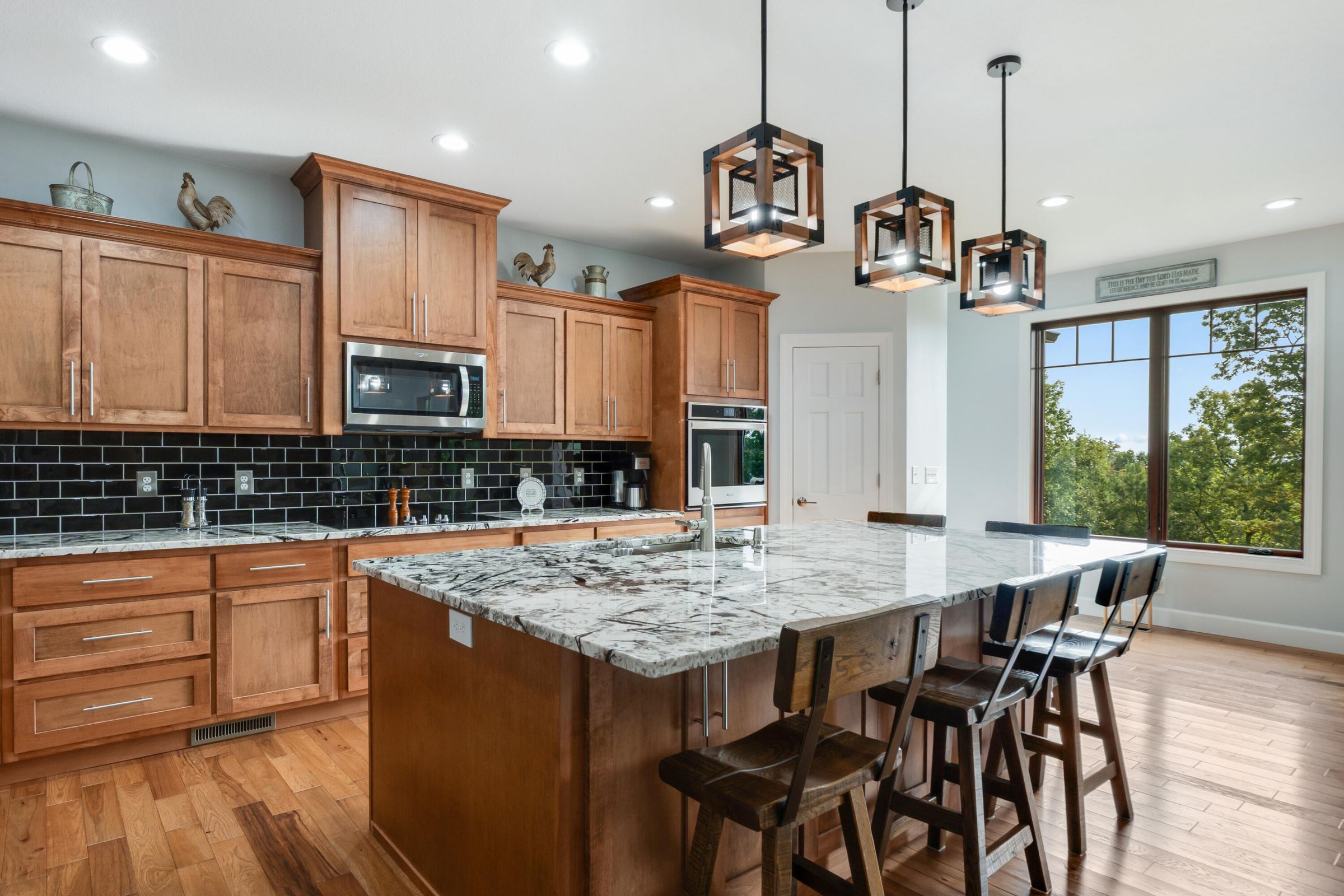 Dunlap, Tennessee, 37327, United States, 3 Bedrooms Bedrooms, ,3 BathroomsBathrooms,Residential,For Sale,1976318