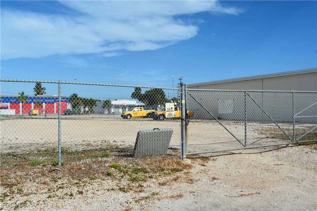 Cape Coral, Florida, 33990, United States, ,Land,For Sale,1975490