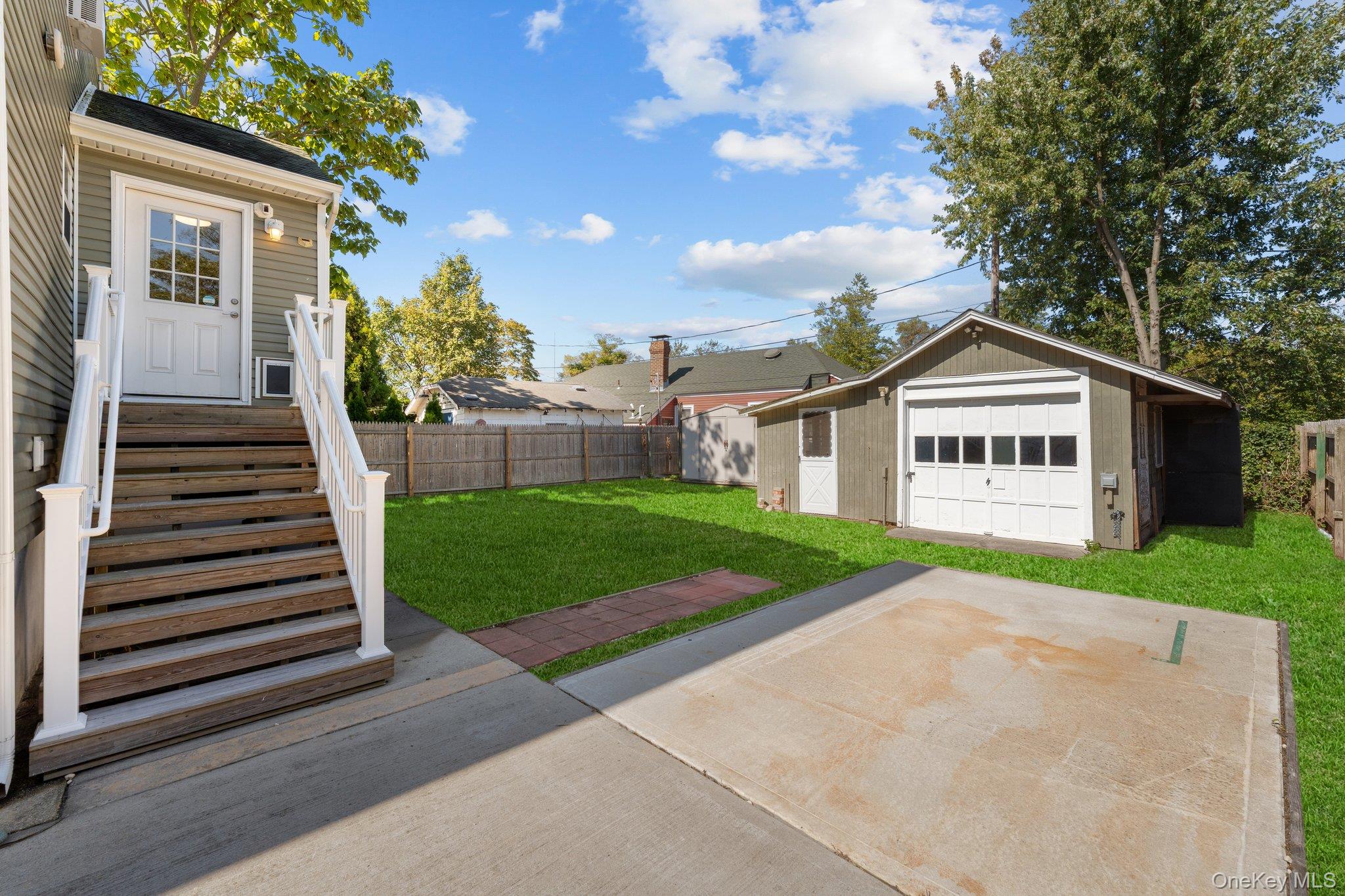 Patchogue, New York, 11772, United States, 5 Bedrooms Bedrooms, ,2 BathroomsBathrooms,Residential,For Sale,1976123