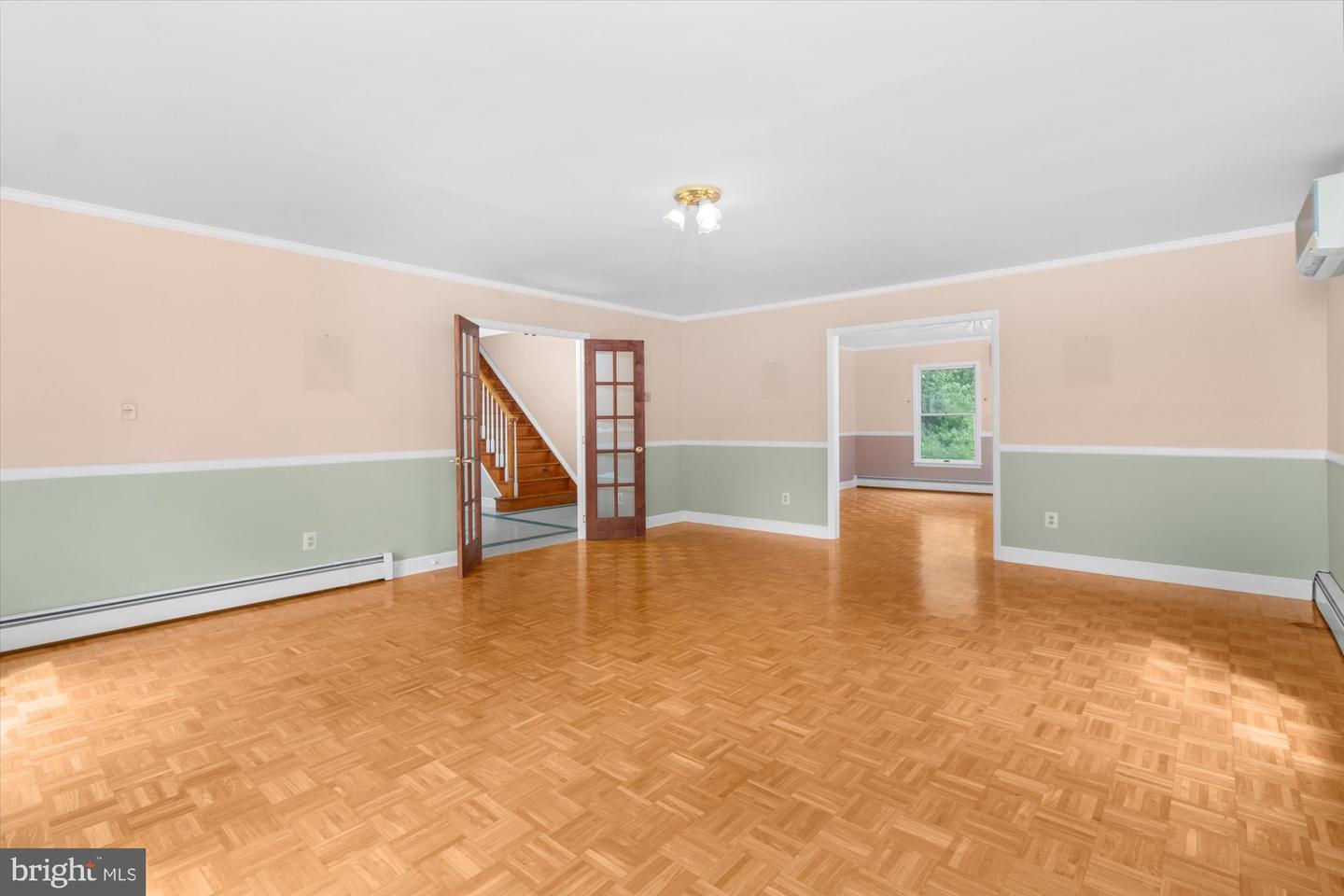 Lambertville, New Jersey, 08530, United States, 4 Bedrooms Bedrooms, ,3 BathroomsBathrooms,Residential,For Sale,1901390