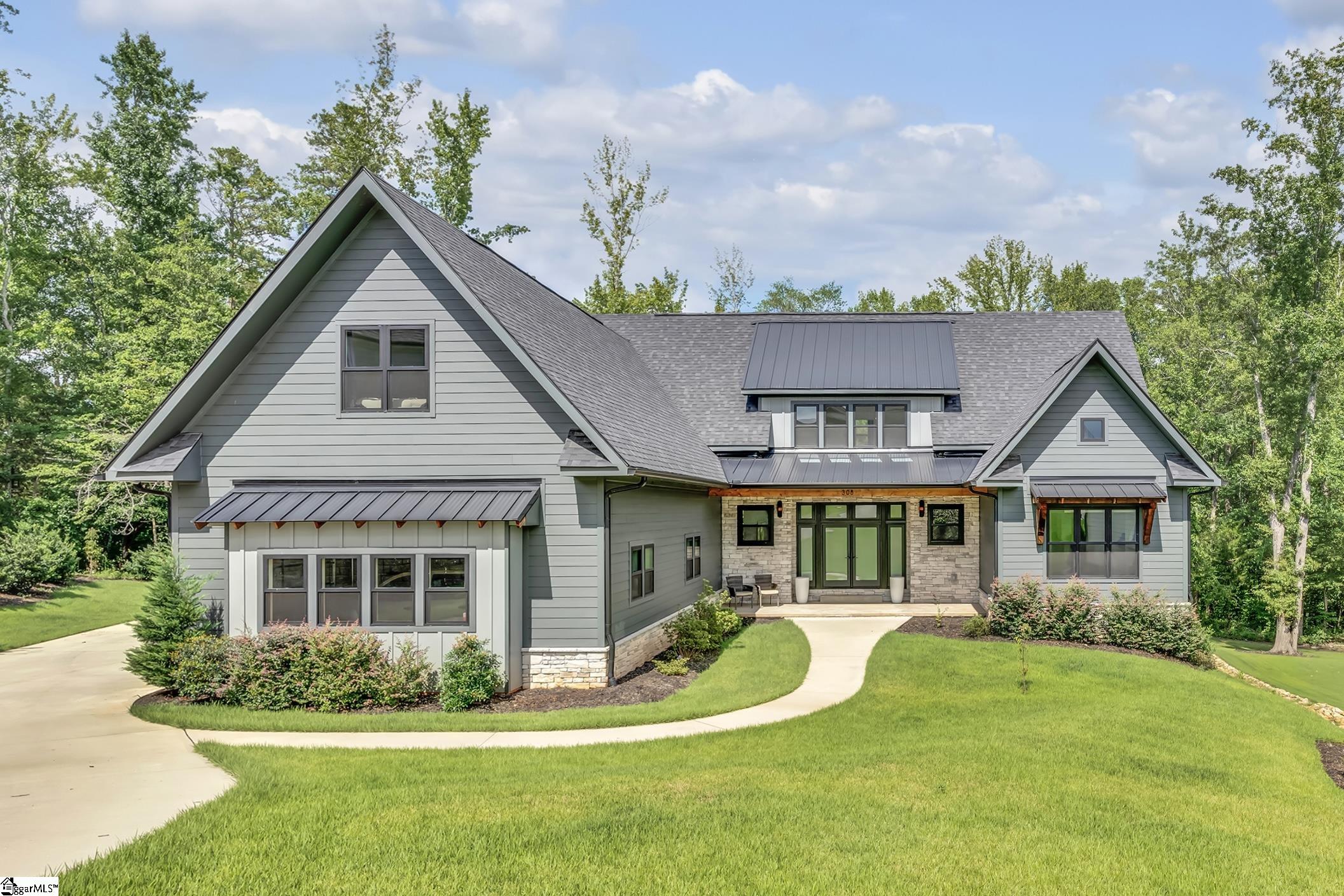 Simpsonville, South Carolina, 29681, United States, 5 Bedrooms Bedrooms, ,5 BathroomsBathrooms,Residential,For Sale,1913796