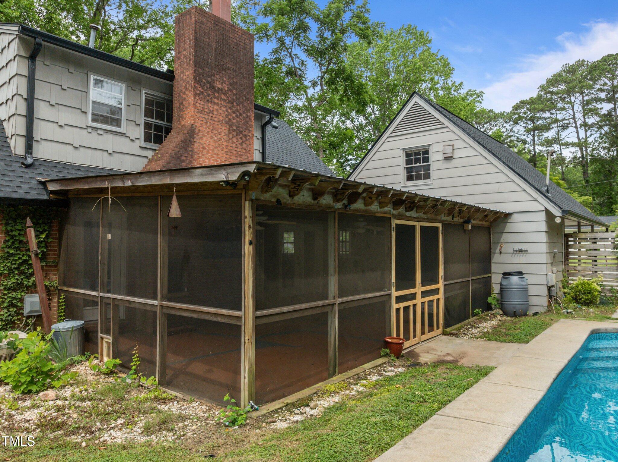 Raleigh, North Carolina, 27606, United States, 5 Bedrooms Bedrooms, ,2 BathroomsBathrooms,Residential,For Sale,1857756