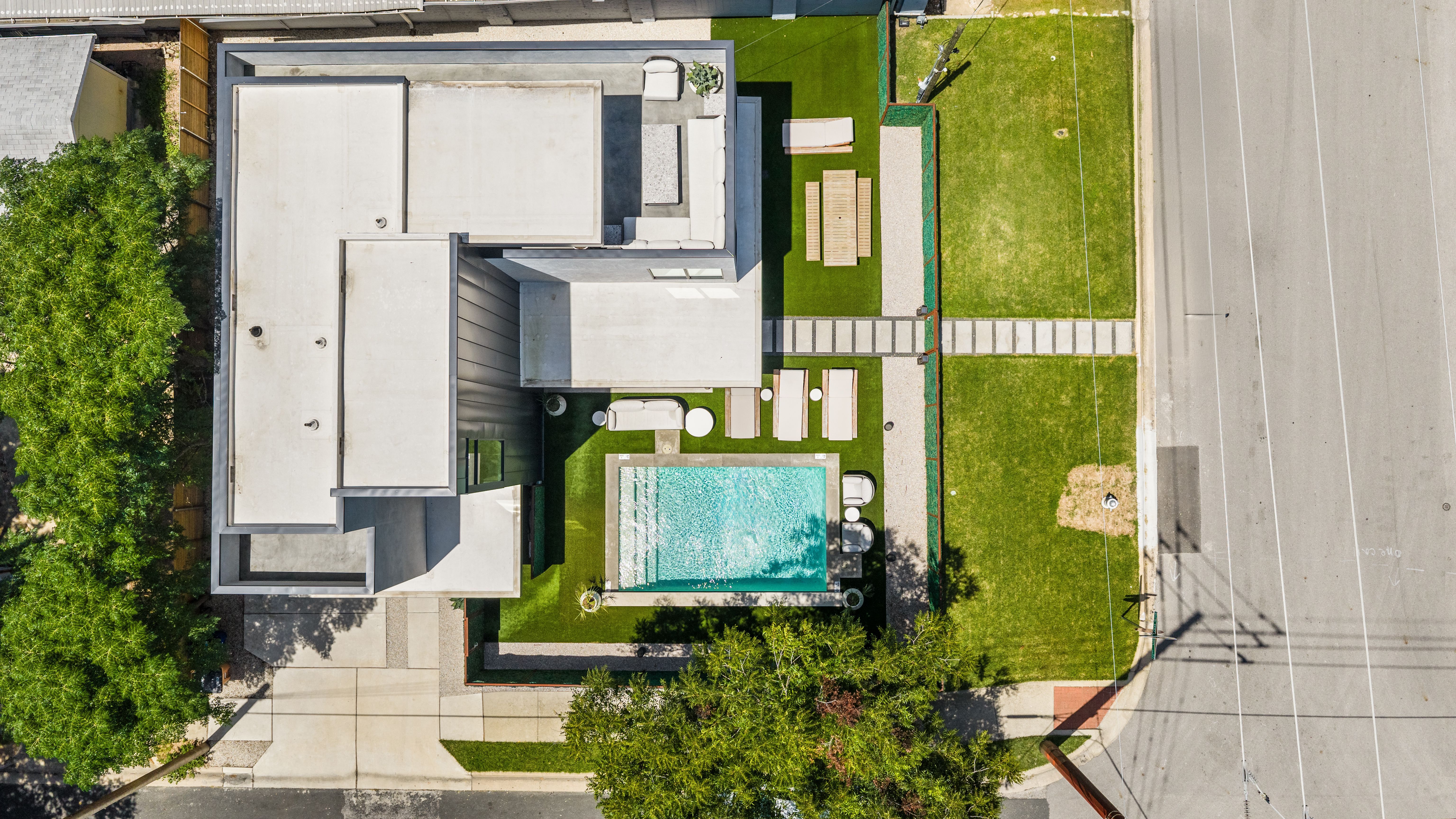  Resort-Style Living Tucked into East Austin - 物件實景