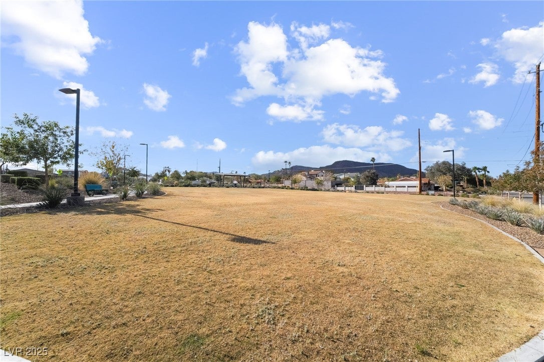 Henderson, Nevada, 89015, United States, 4 Bedrooms Bedrooms, ,3 BathroomsBathrooms,Residential,For Sale,2001549