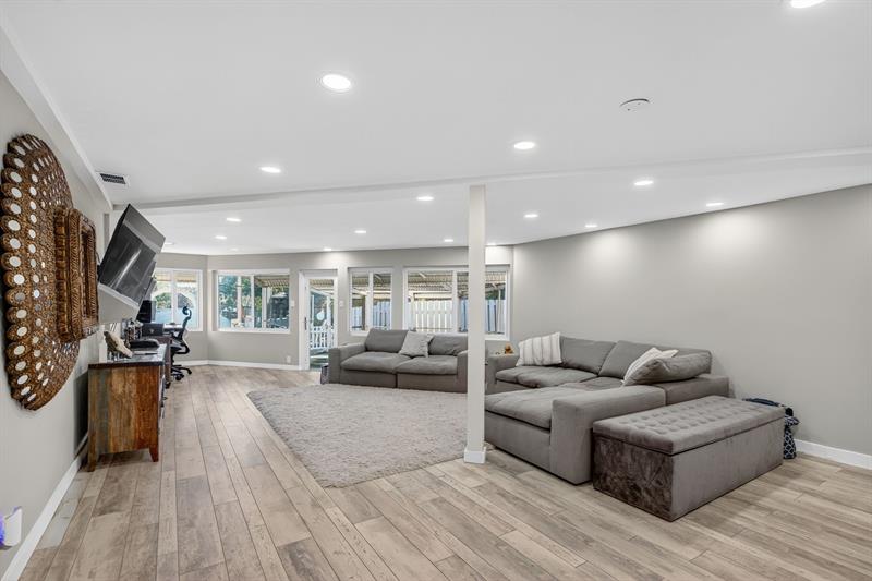 Oakland Park, Florida, 33334, United States, 3 Bedrooms Bedrooms, ,2 BathroomsBathrooms,Residential,For Sale,1986297