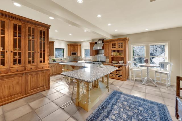 Holladay, Utah, 84117, United States, 5 Bedrooms Bedrooms, ,3 BathroomsBathrooms,Residential,For Sale,2005362