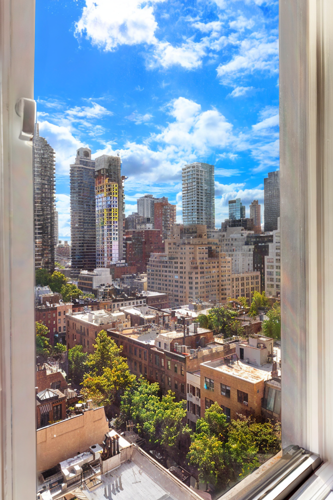 New York City, New York, 10065, United States, 2 Bedrooms Bedrooms, ,3 BathroomsBathrooms,Residential,For Sale,1991799