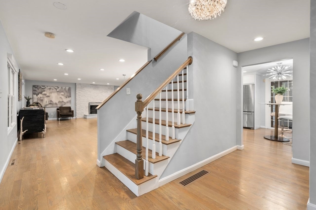 Sharon, Massachusetts, 02067, United States, 4 Bedrooms Bedrooms, ,3 BathroomsBathrooms,Residential,For Sale,1988379