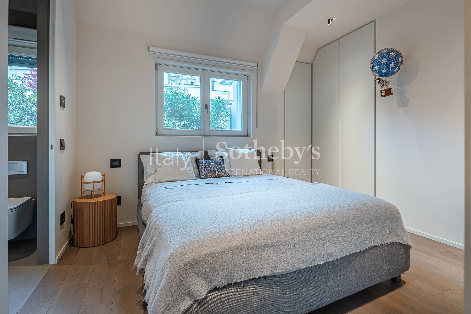  Furnished penthouse with terrace and pool in Brera district - 物件實景