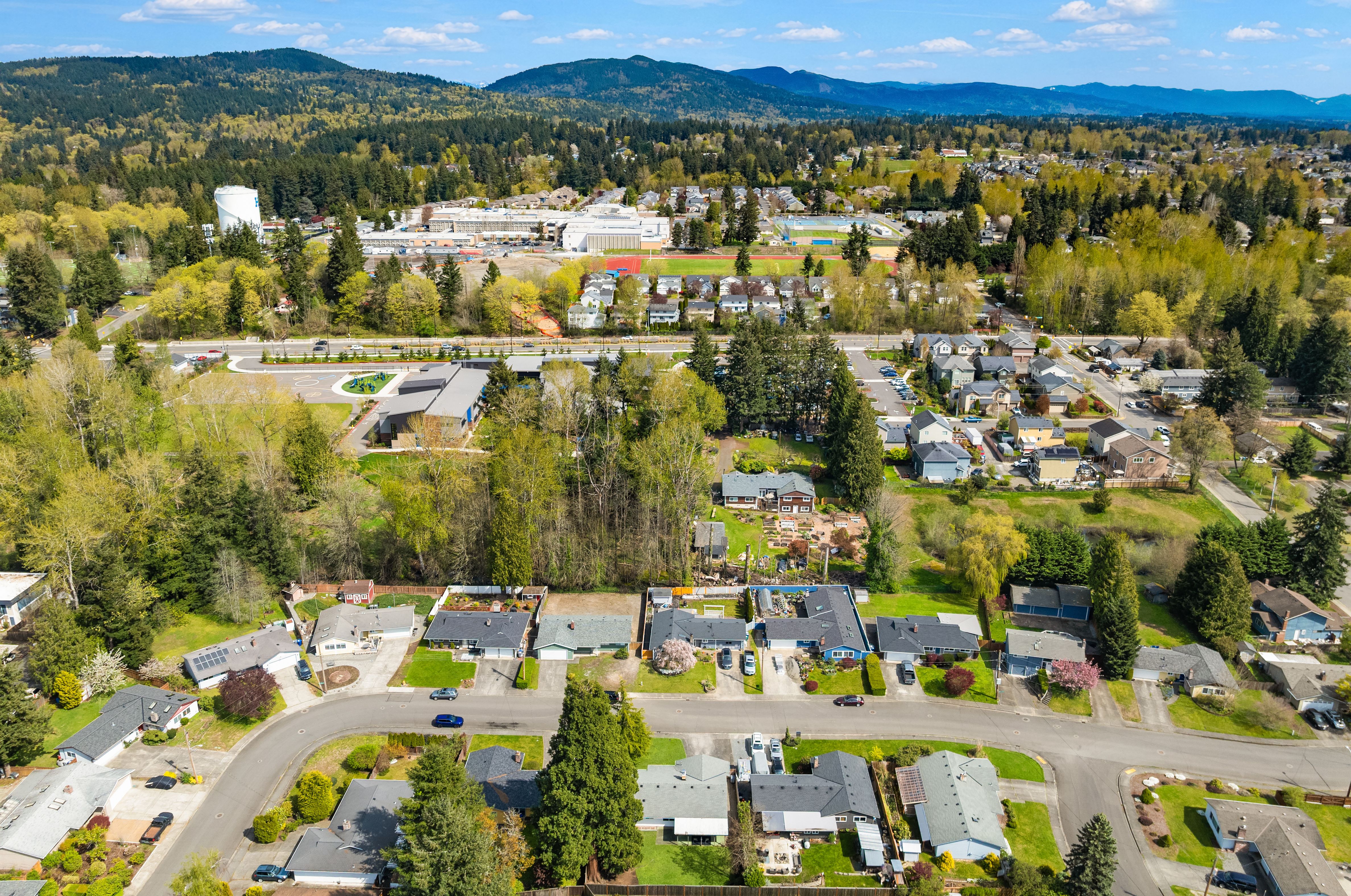  1067 Anacortes Ave NE, Renton, WA 98059 - 物件實景
