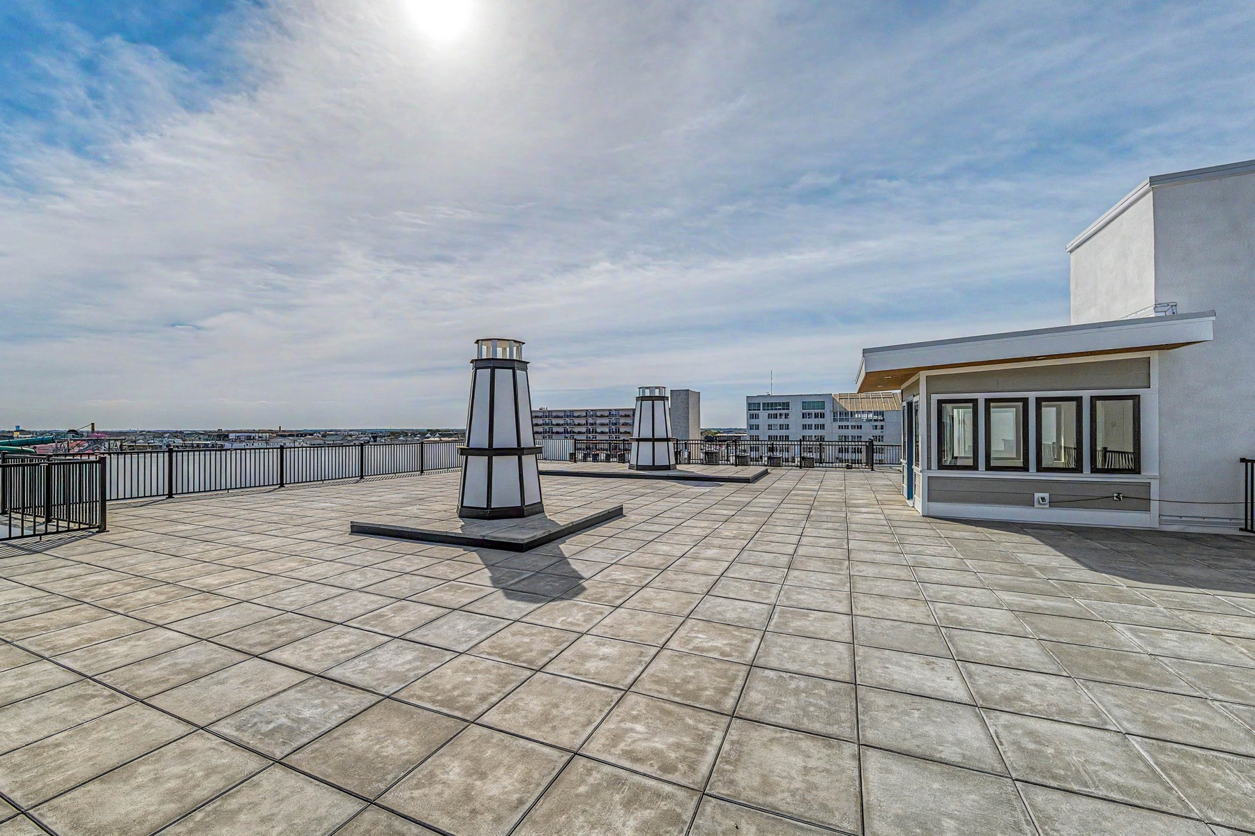  323 E Oak Avenue #101 - 物件實景